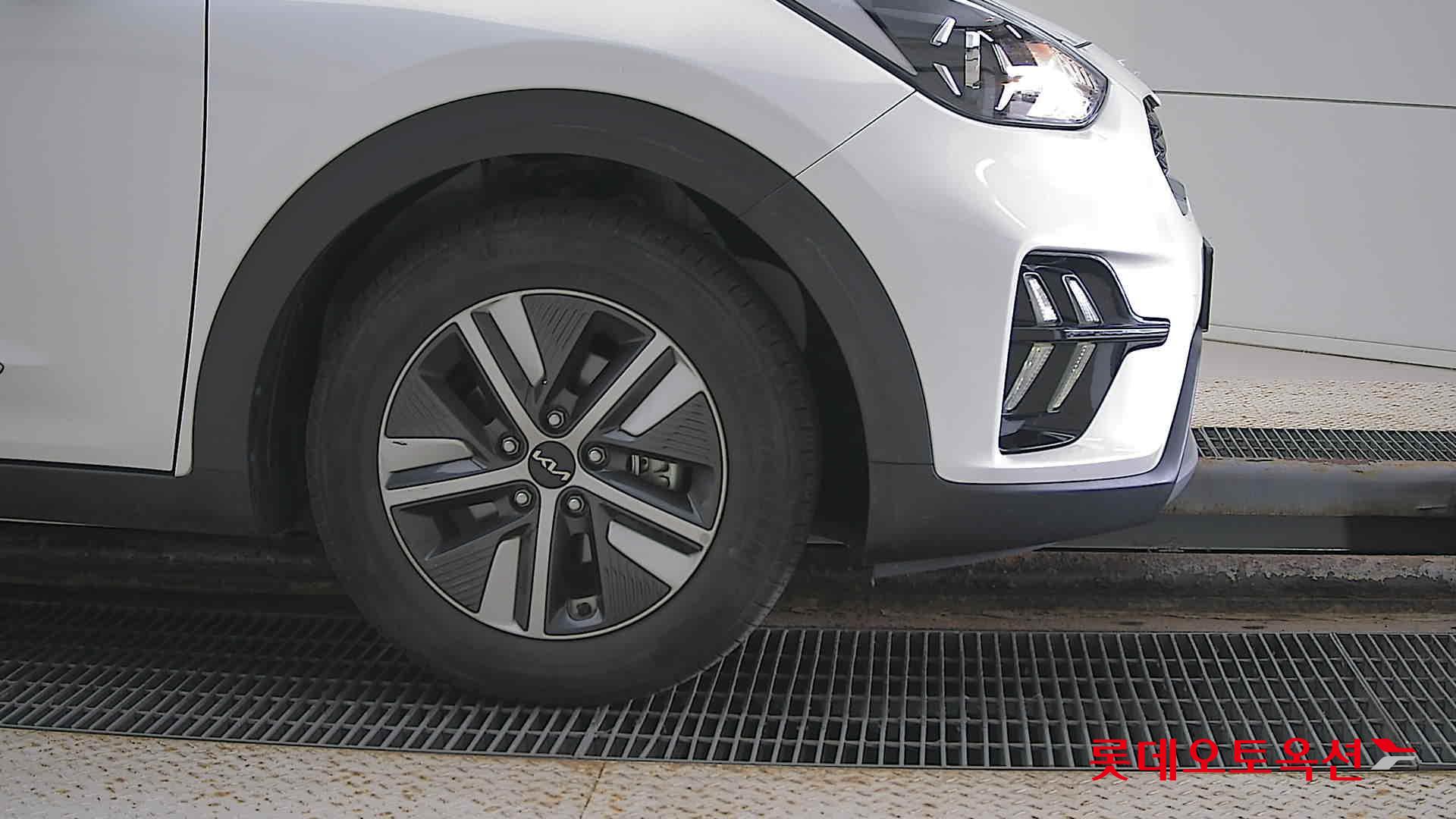 Kia Niro Hybrid id 2883678 из Кореи 23