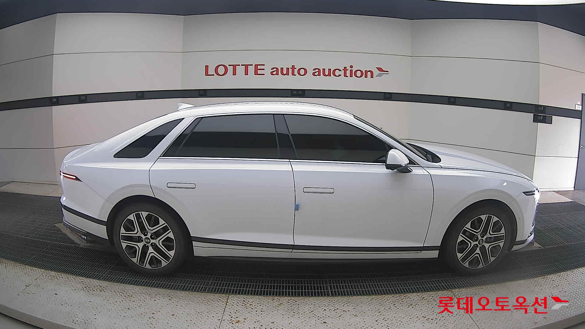 Hyundai Grandeur Hybrid 2025 Белый из Кореи, фото 3