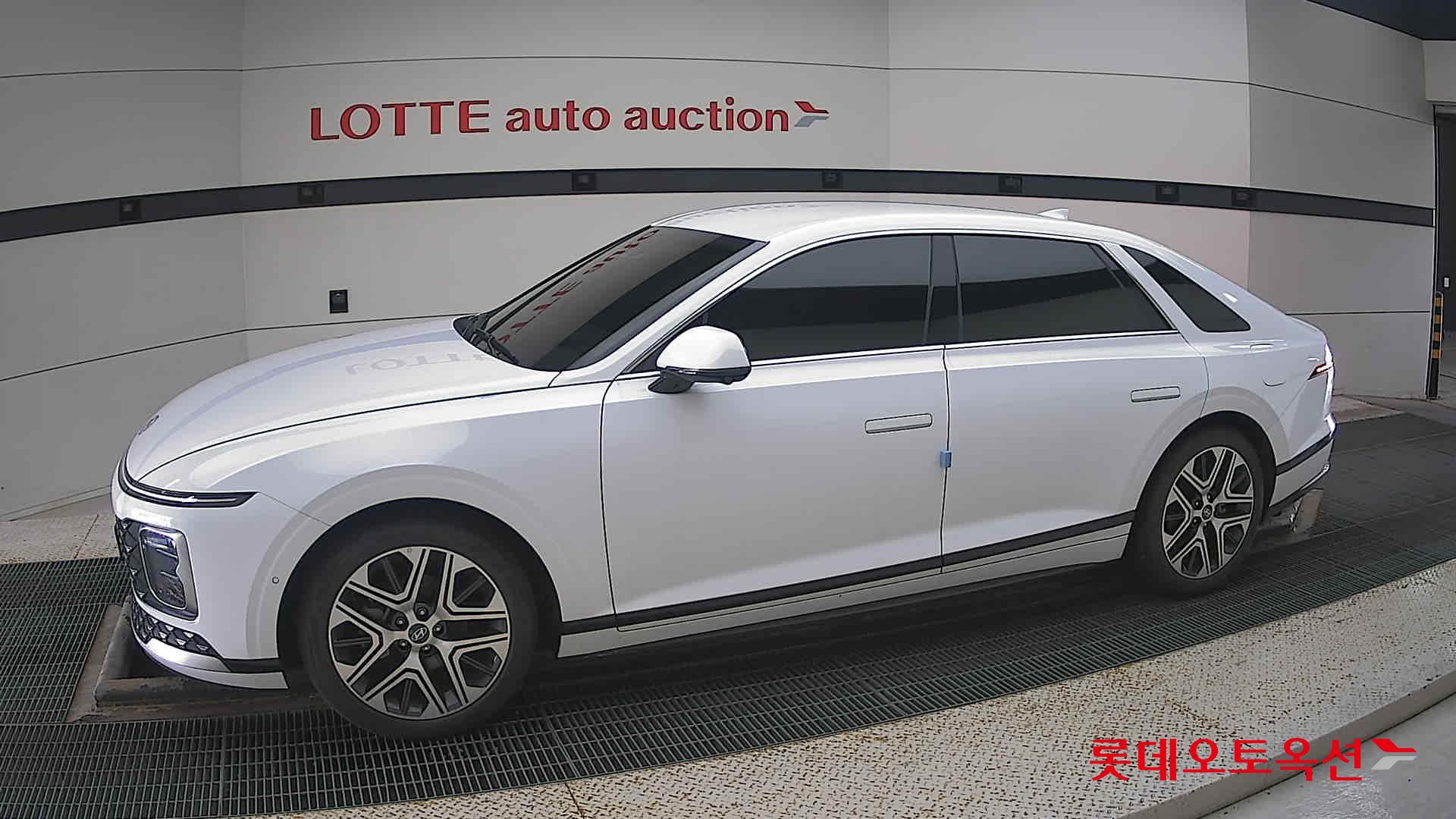 Hyundai Grandeur Hybrid id 3052530 из Кореи 12