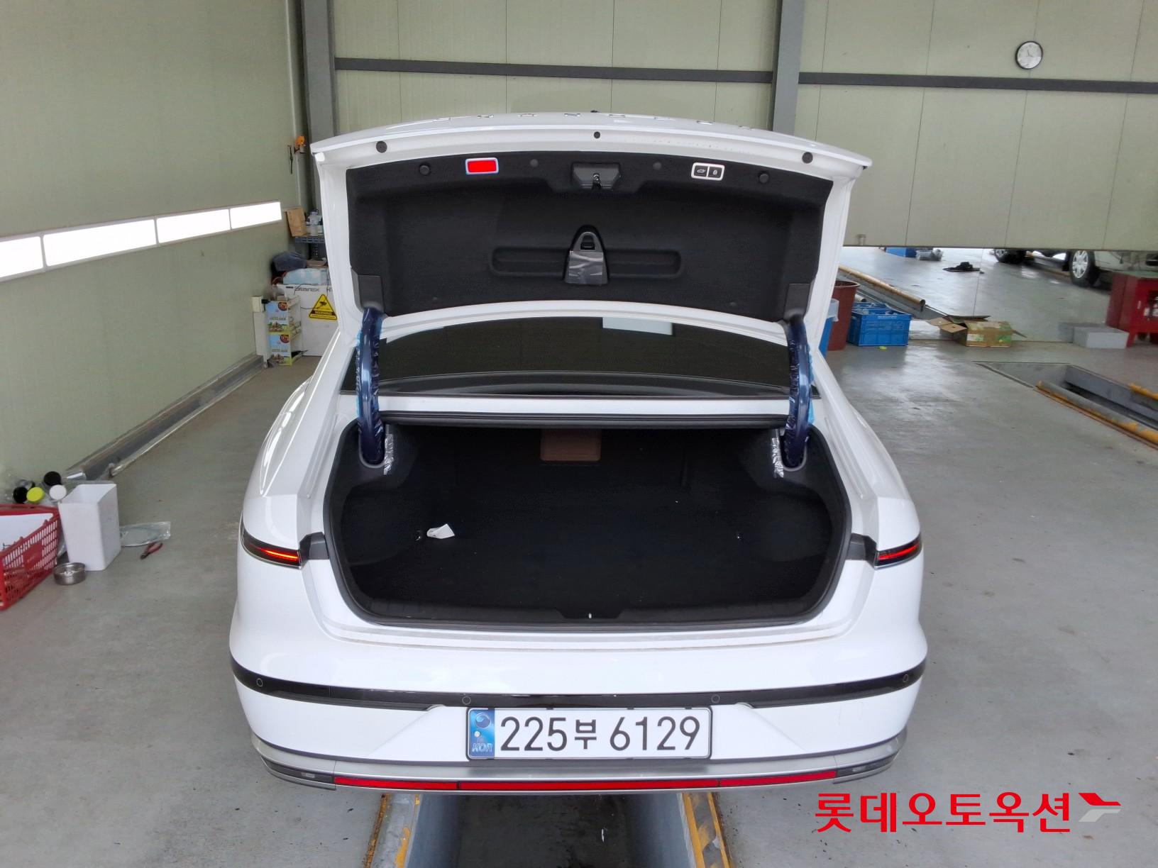 Hyundai Grandeur Hybrid id 3052530 из Кореи 36