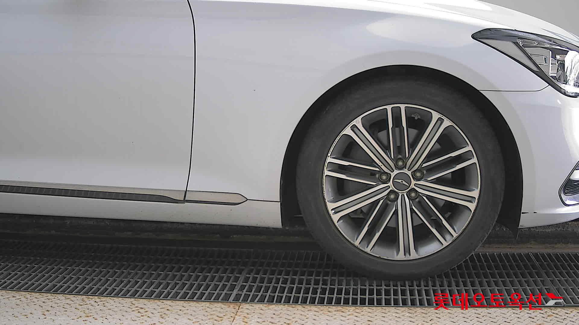 Hyundai G80 id 2888736 из Кореи 23