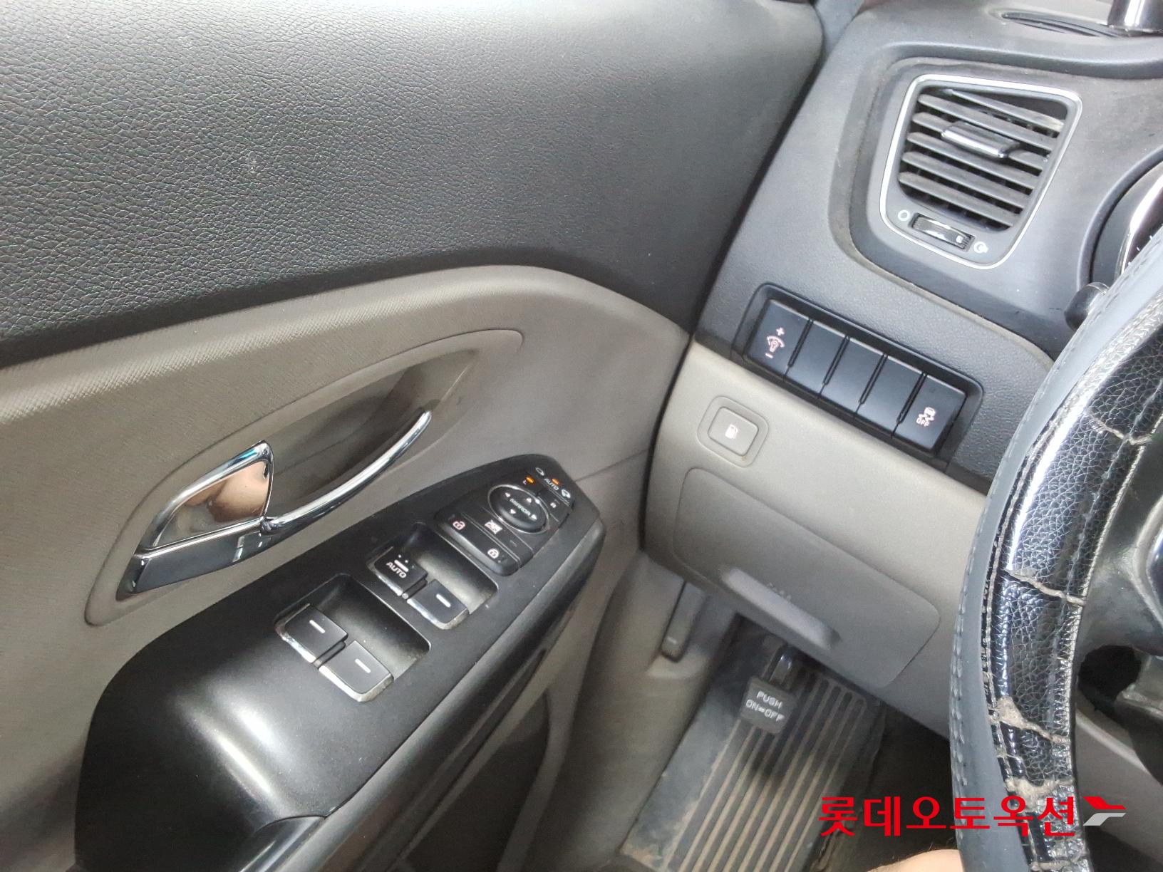 Kia Carnival id 2914748 из Кореи 28