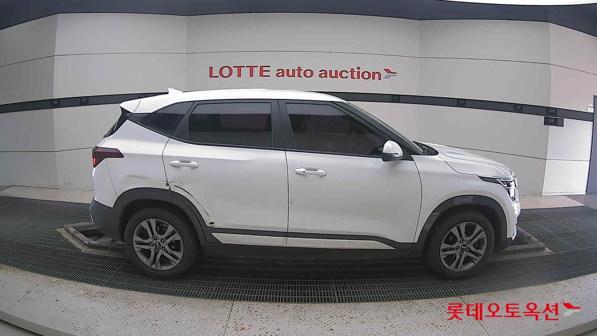 Kia Seltos 2021 Белый из Кореи, фото 3