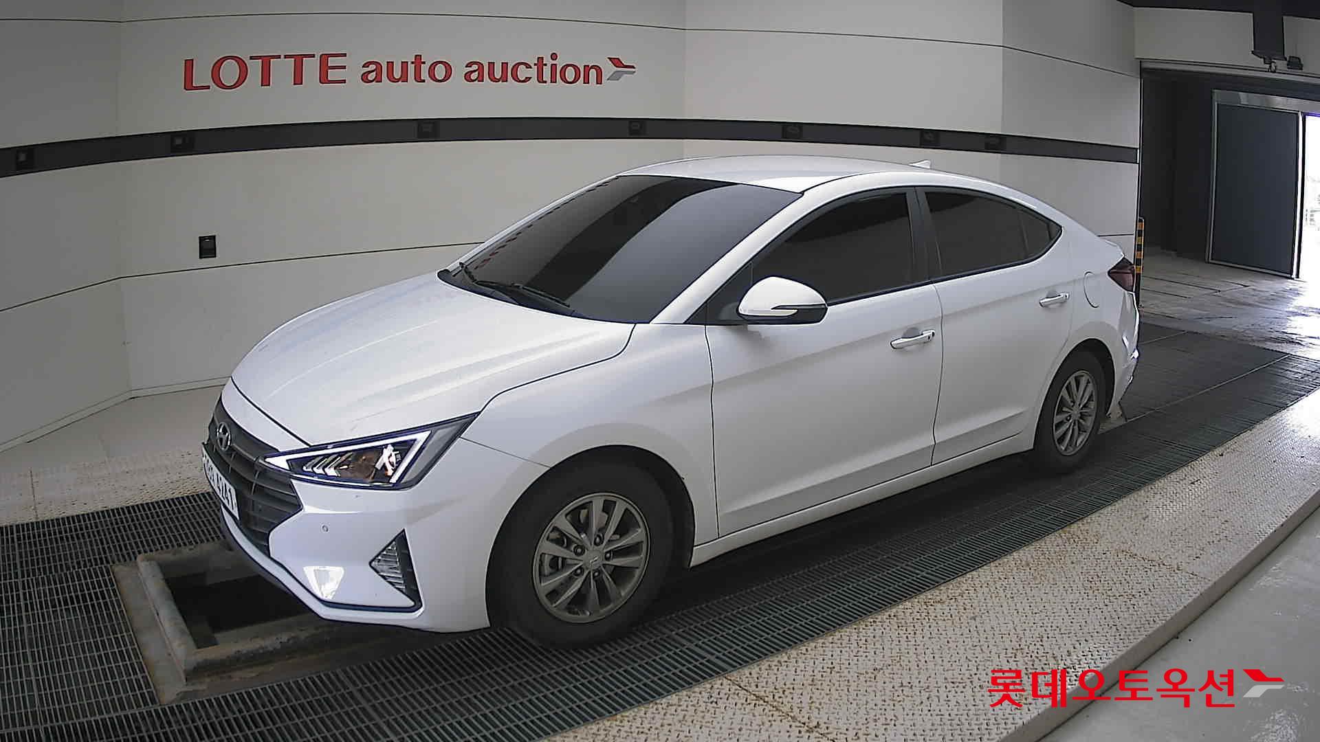 Hyundai Avante id 2909769 из Кореи 13