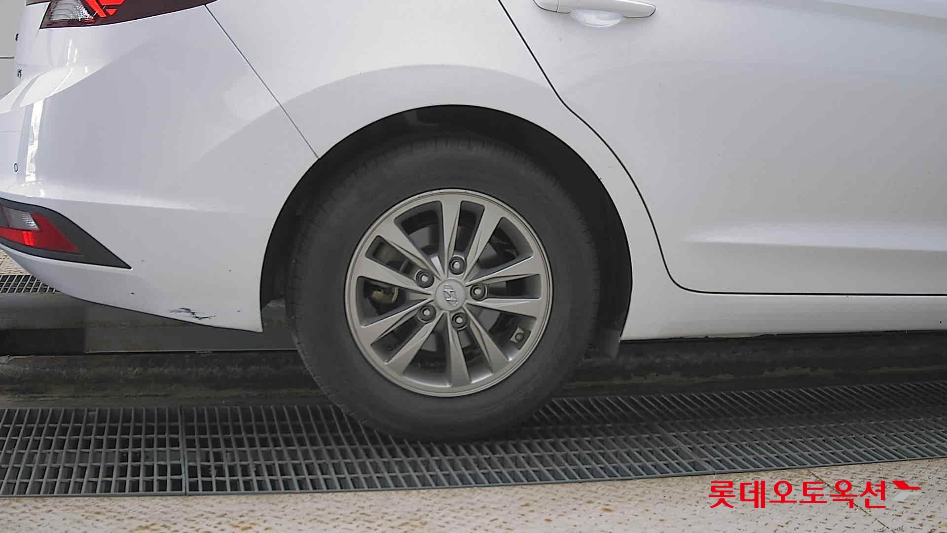 Hyundai Avante id 2909769 из Кореи 24