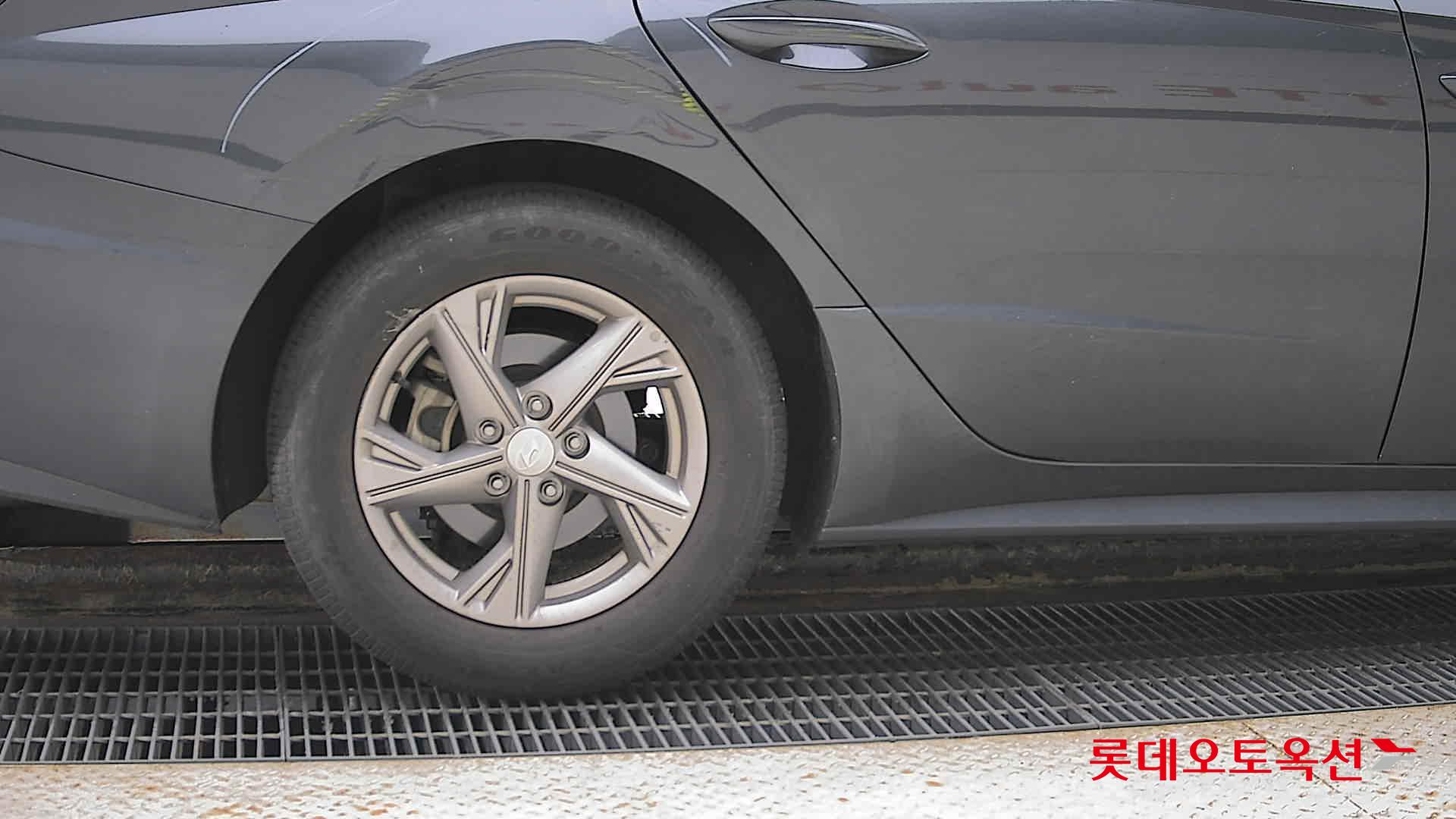 Hyundai Sonata id 2909865 из Кореи 24