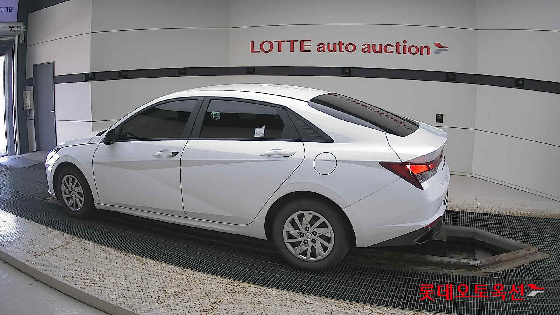 Hyundai Avante id 2909868 из Кореи 11