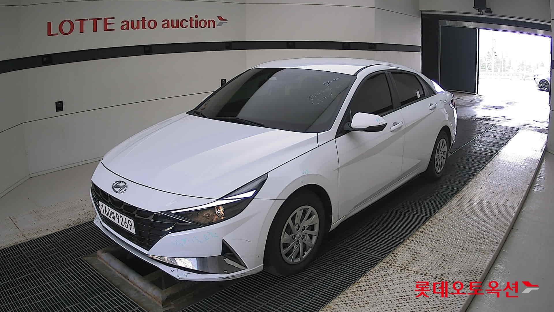 Hyundai Avante id 2909868 из Кореи 14