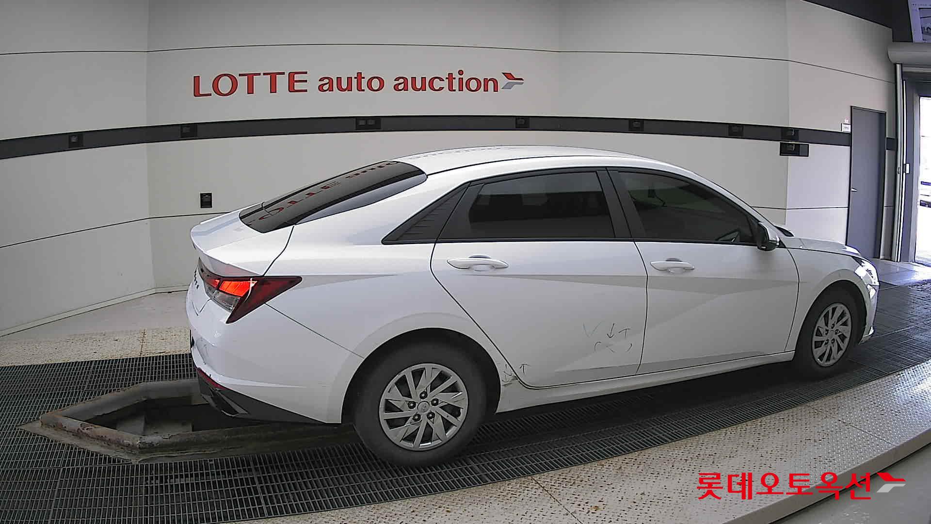 Hyundai Avante id 2909868 из Кореи 18