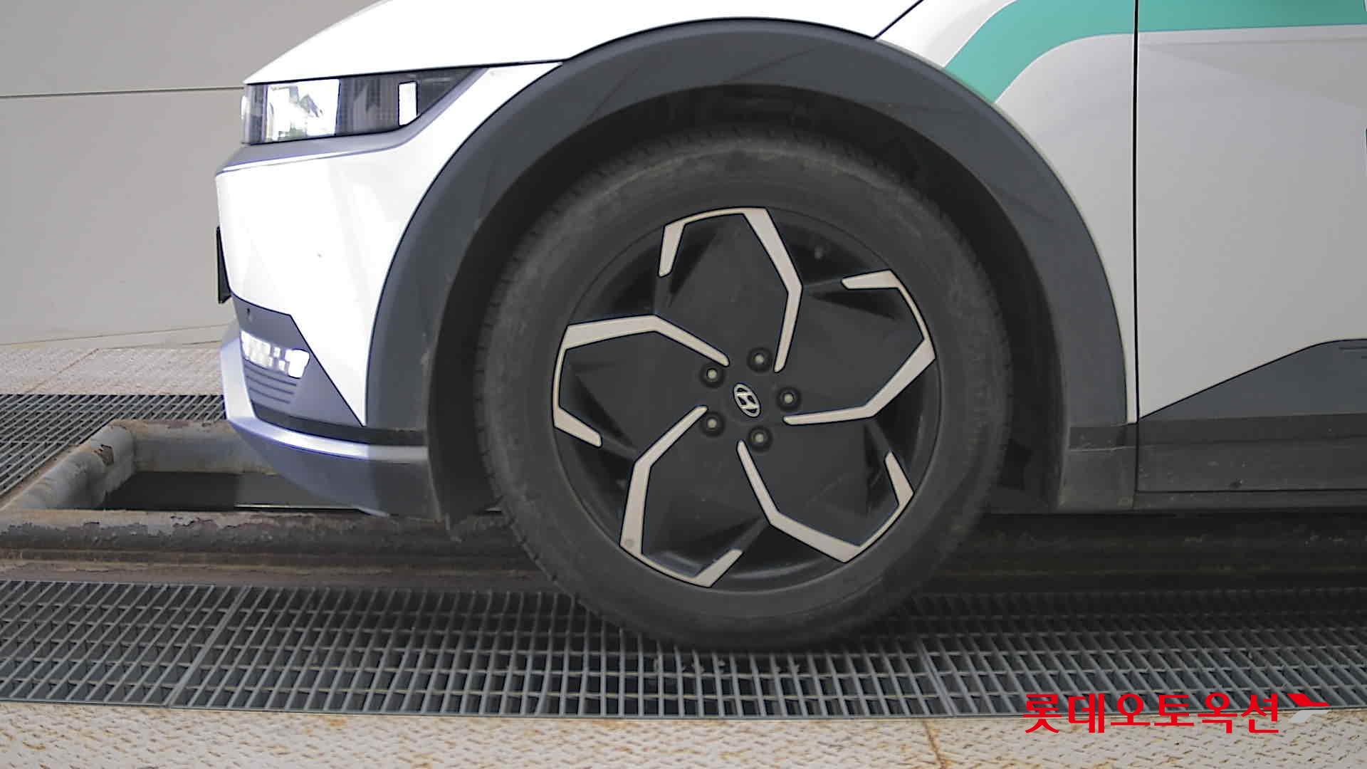 Hyundai IONIQ 5 id 2914701 из Кореи 21