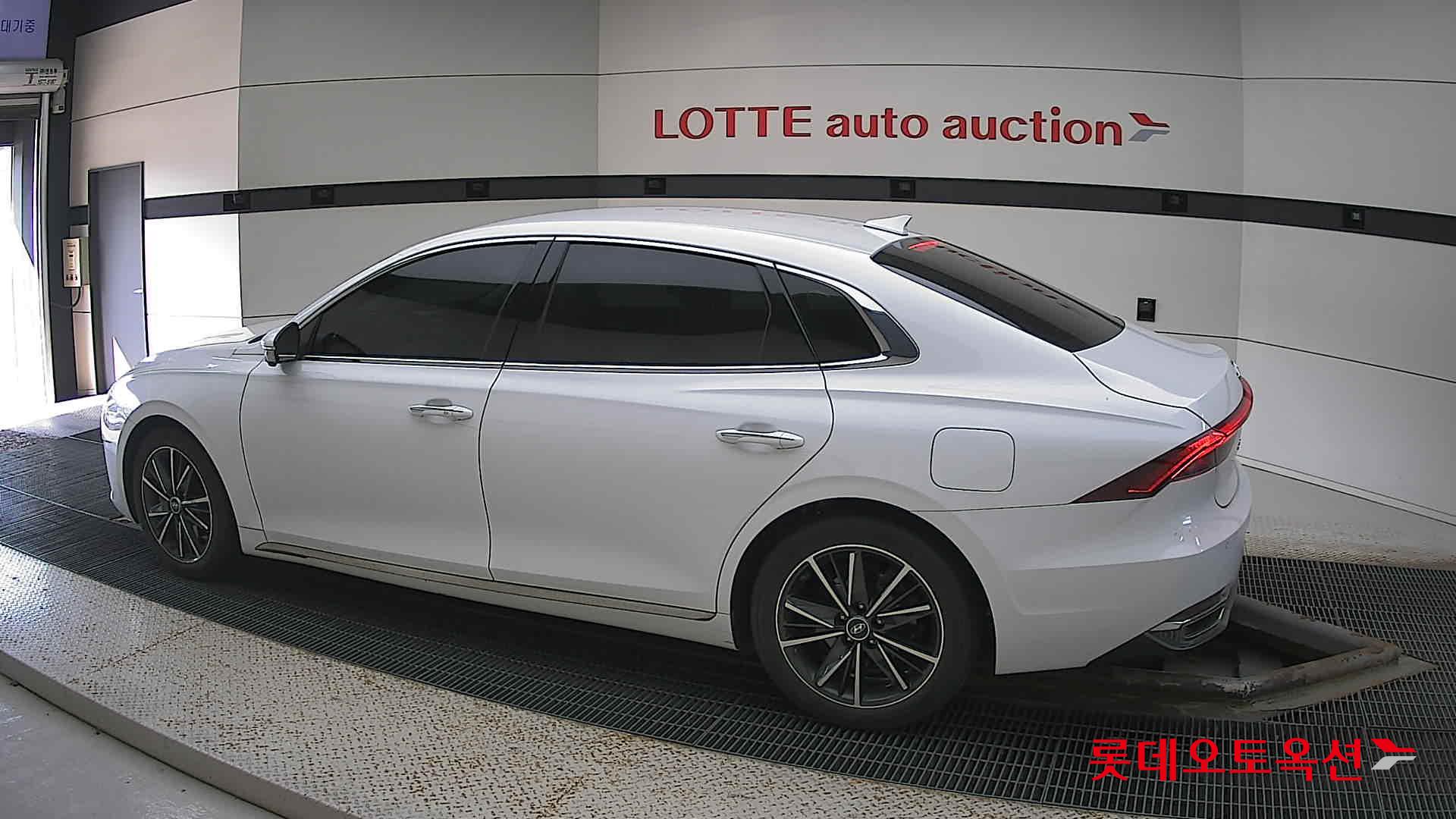 Hyundai Grandeur id 2914724 из Кореи 11