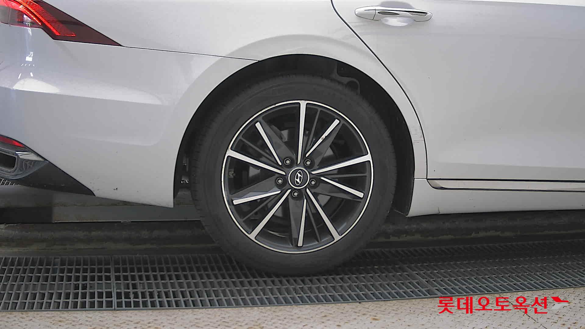 Hyundai Grandeur id 2914724 из Кореи 24