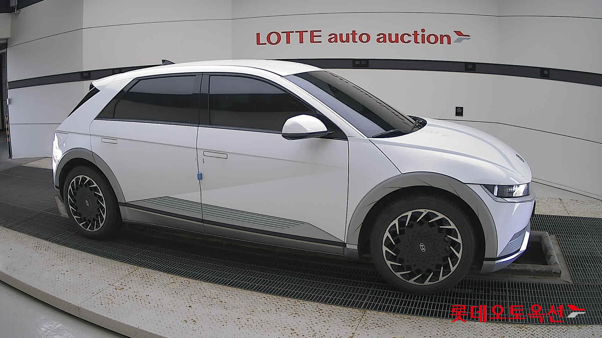 Hyundai IONIQ 5 id 2914689 из Кореи 17