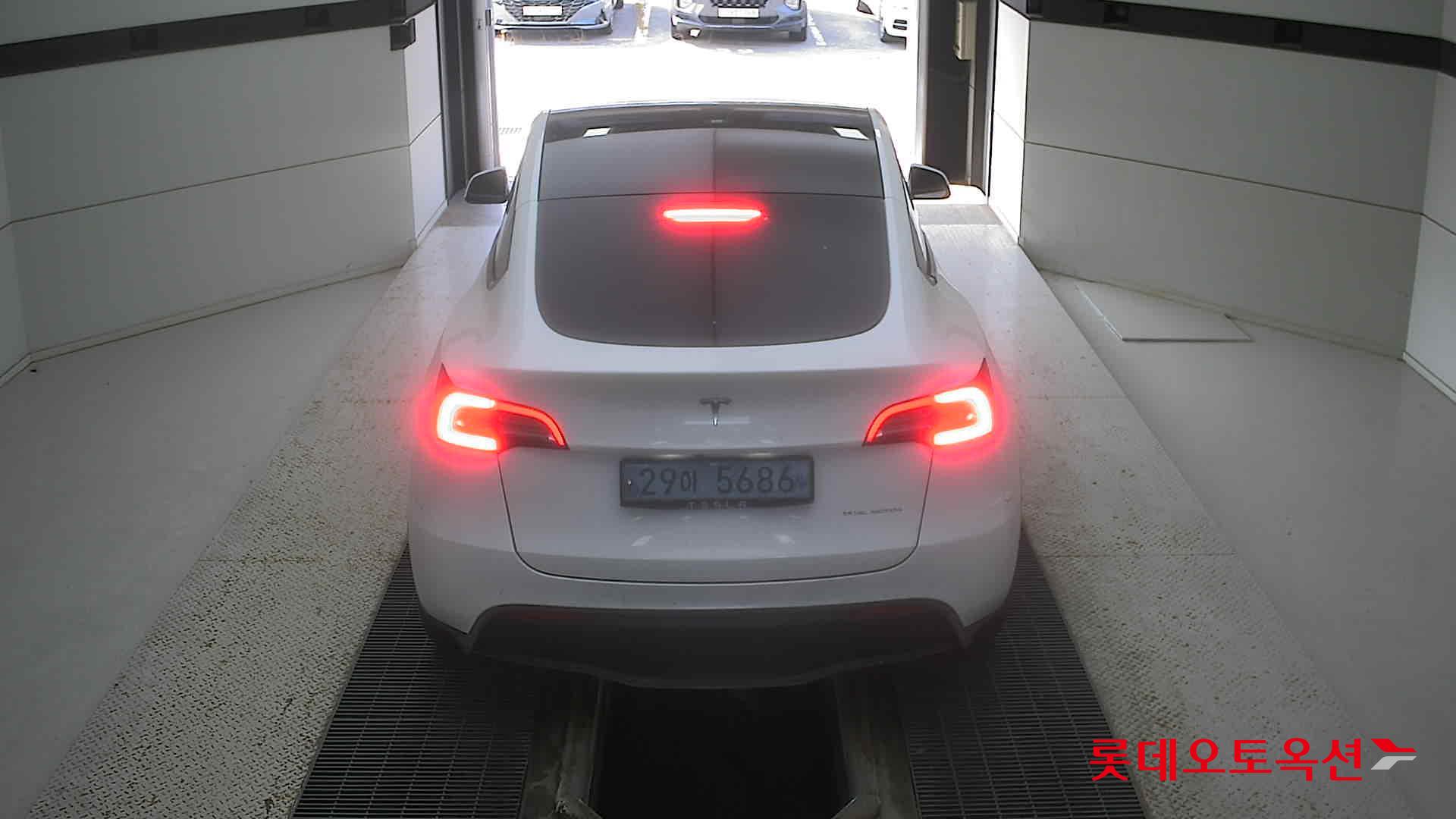 تسلا MODEL Y