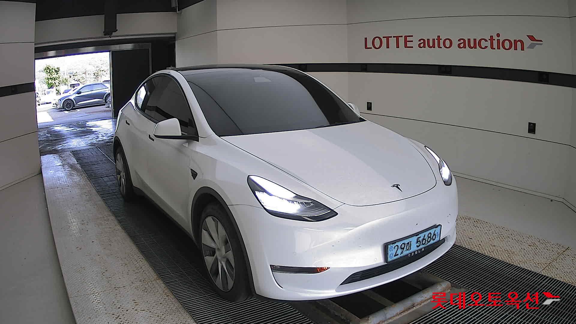 تسلا MODEL Y