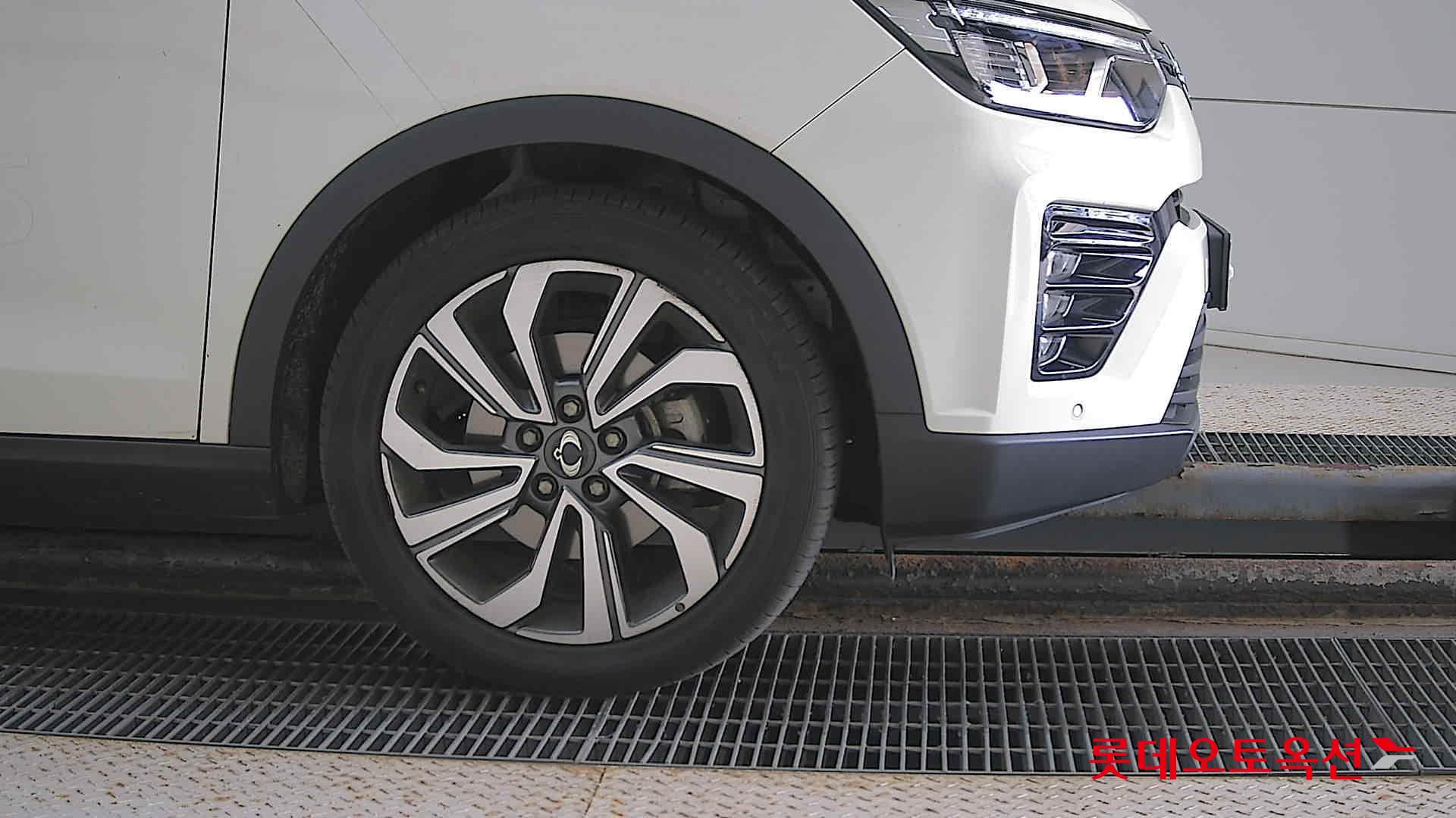 SsangYong Tivoli id 2909916 из Кореи 23