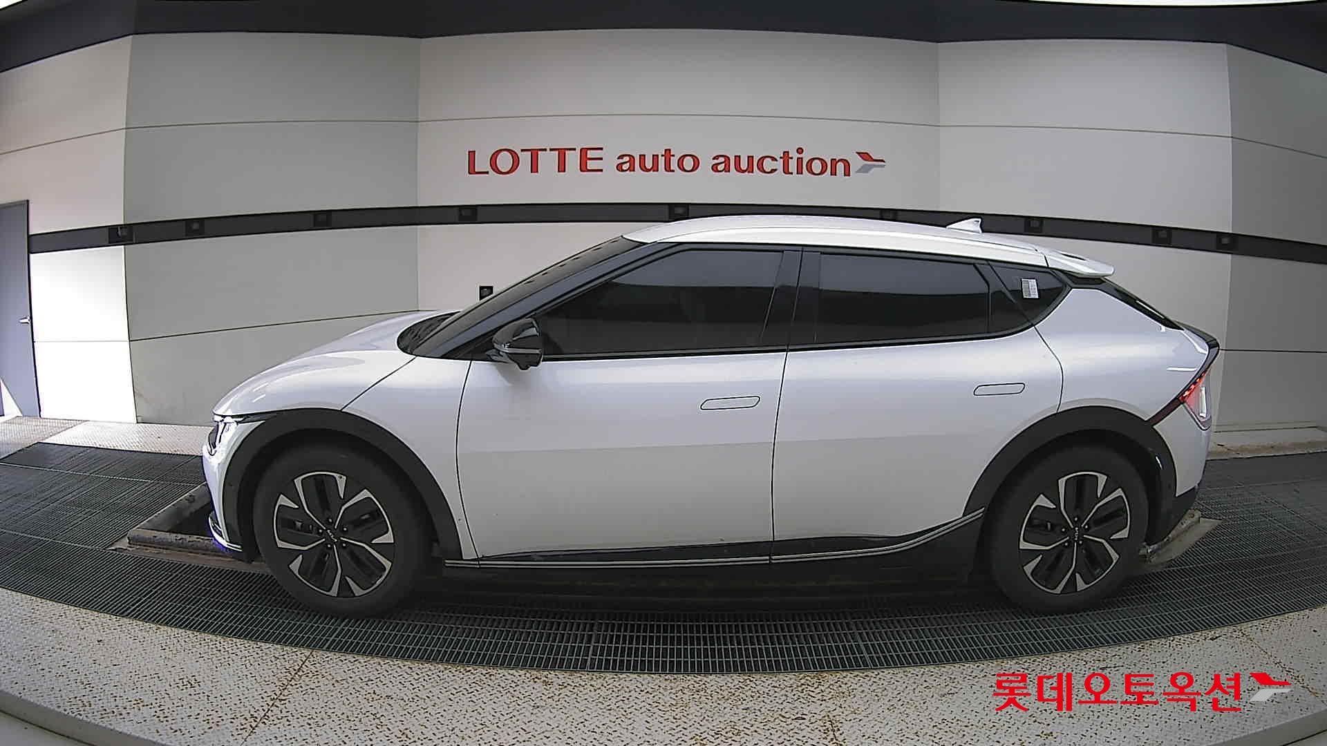 Kia EV6 id 2909807 из Кореи 7