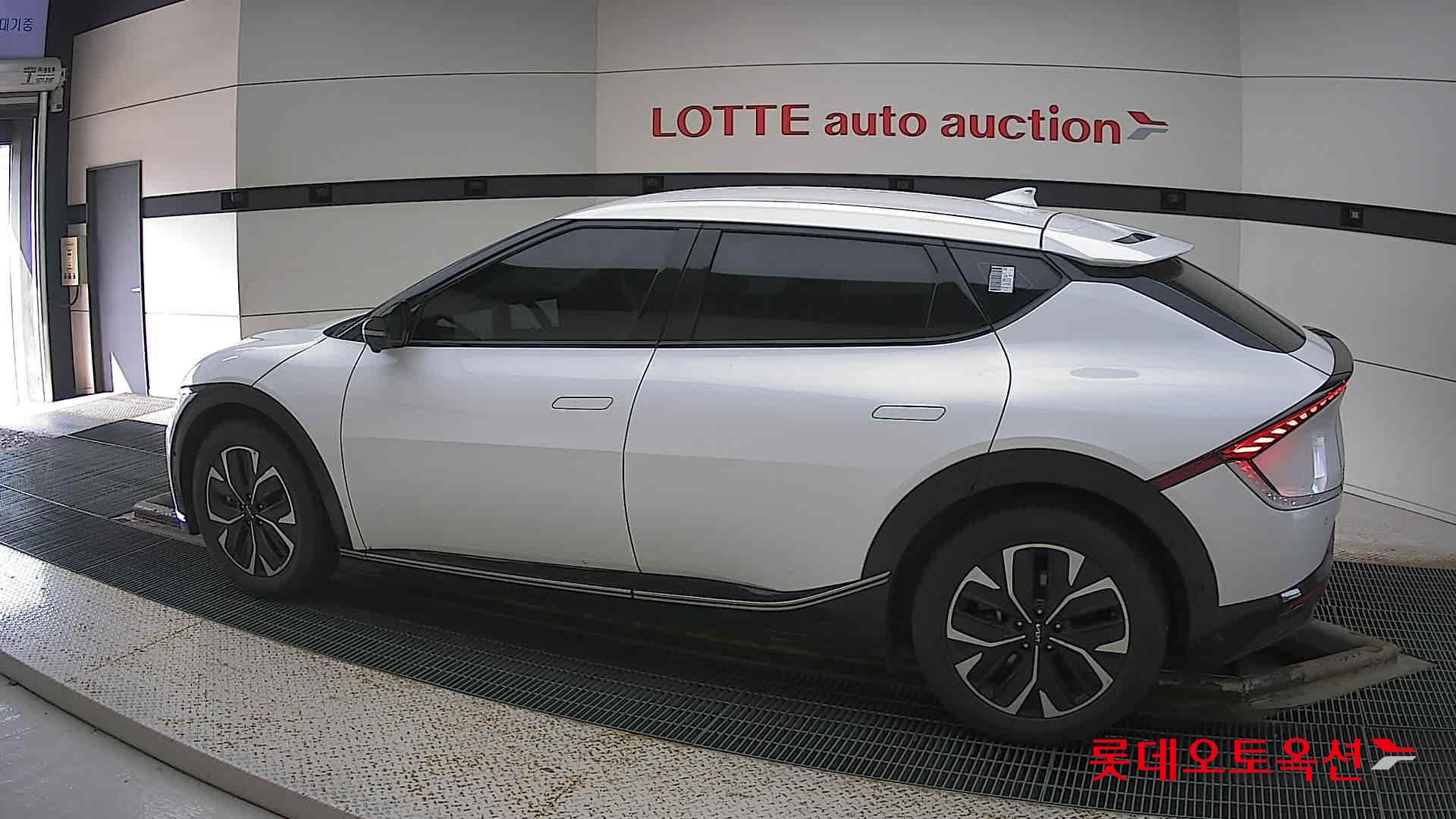 Kia EV6 id 2909807 из Кореи 11