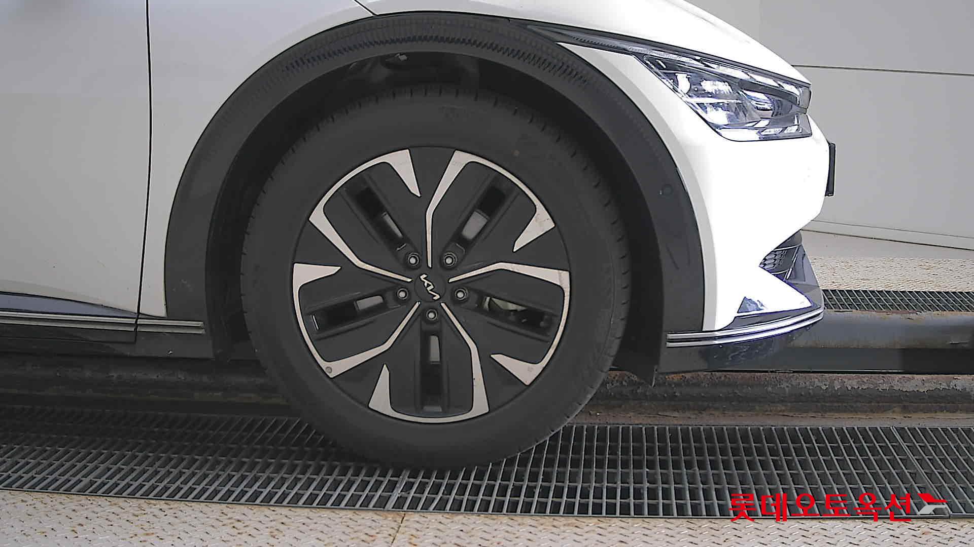 Kia EV6 id 2909807 из Кореи 23