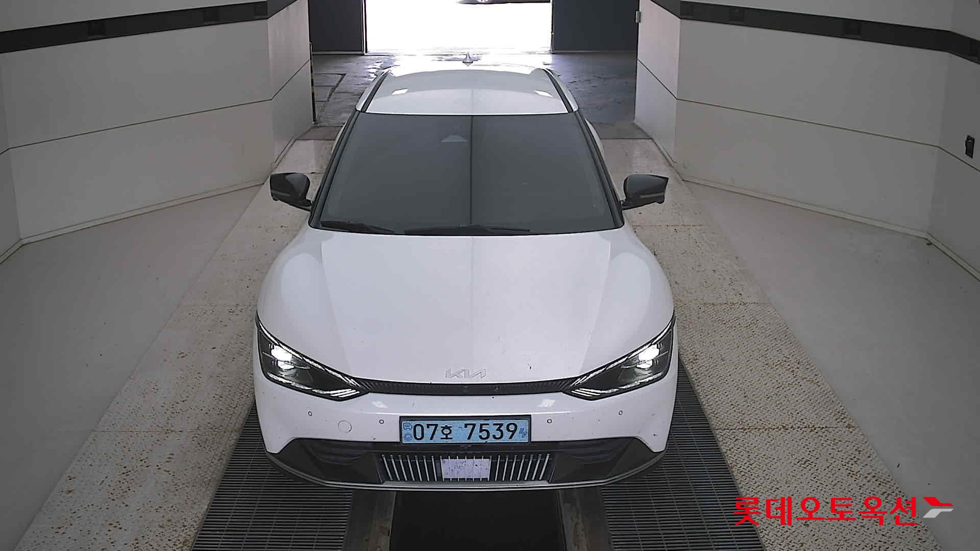 Kia EV6 id 2909804 из Кореи 8