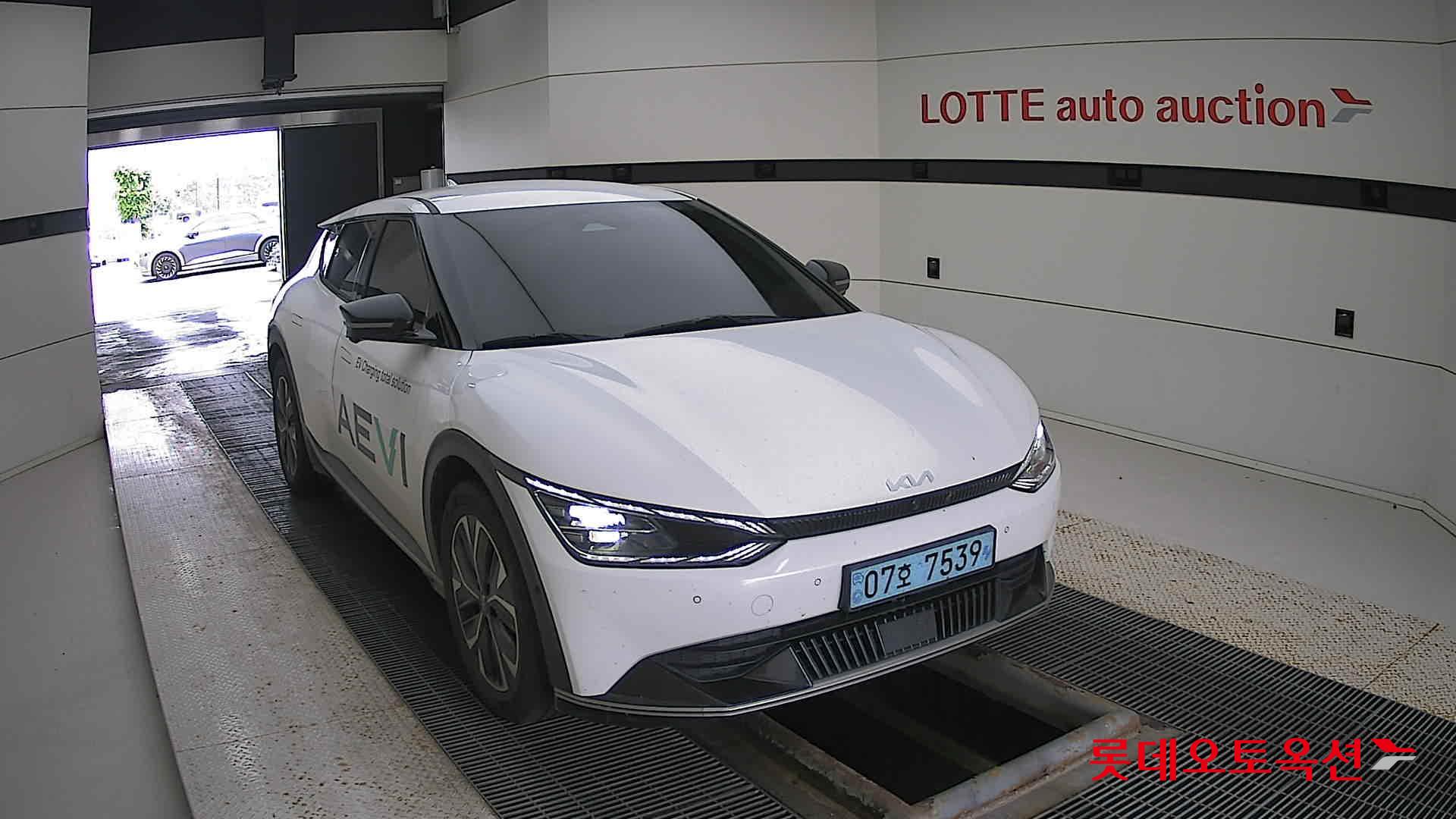 Kia EV6 id 2909804 из Кореи 15