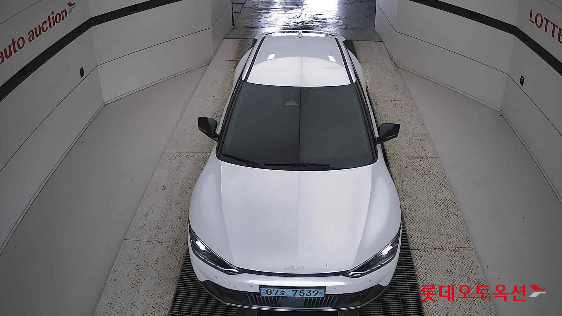 Kia EV6 id 2909804 из Кореи 25