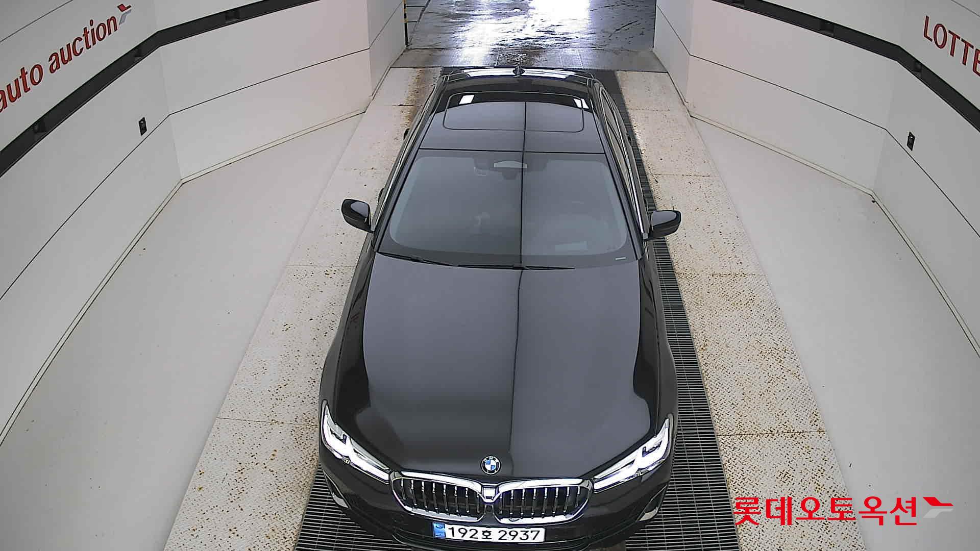 BMW 520I