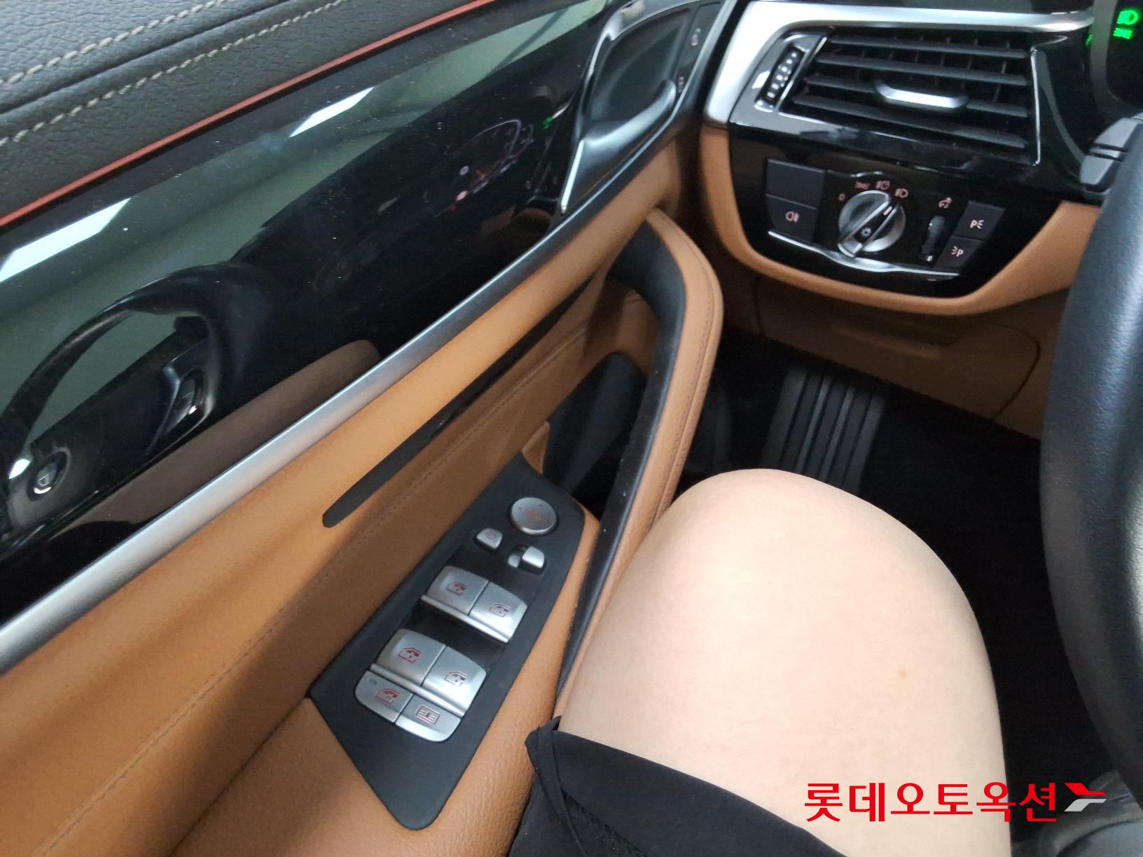 BMW 520I