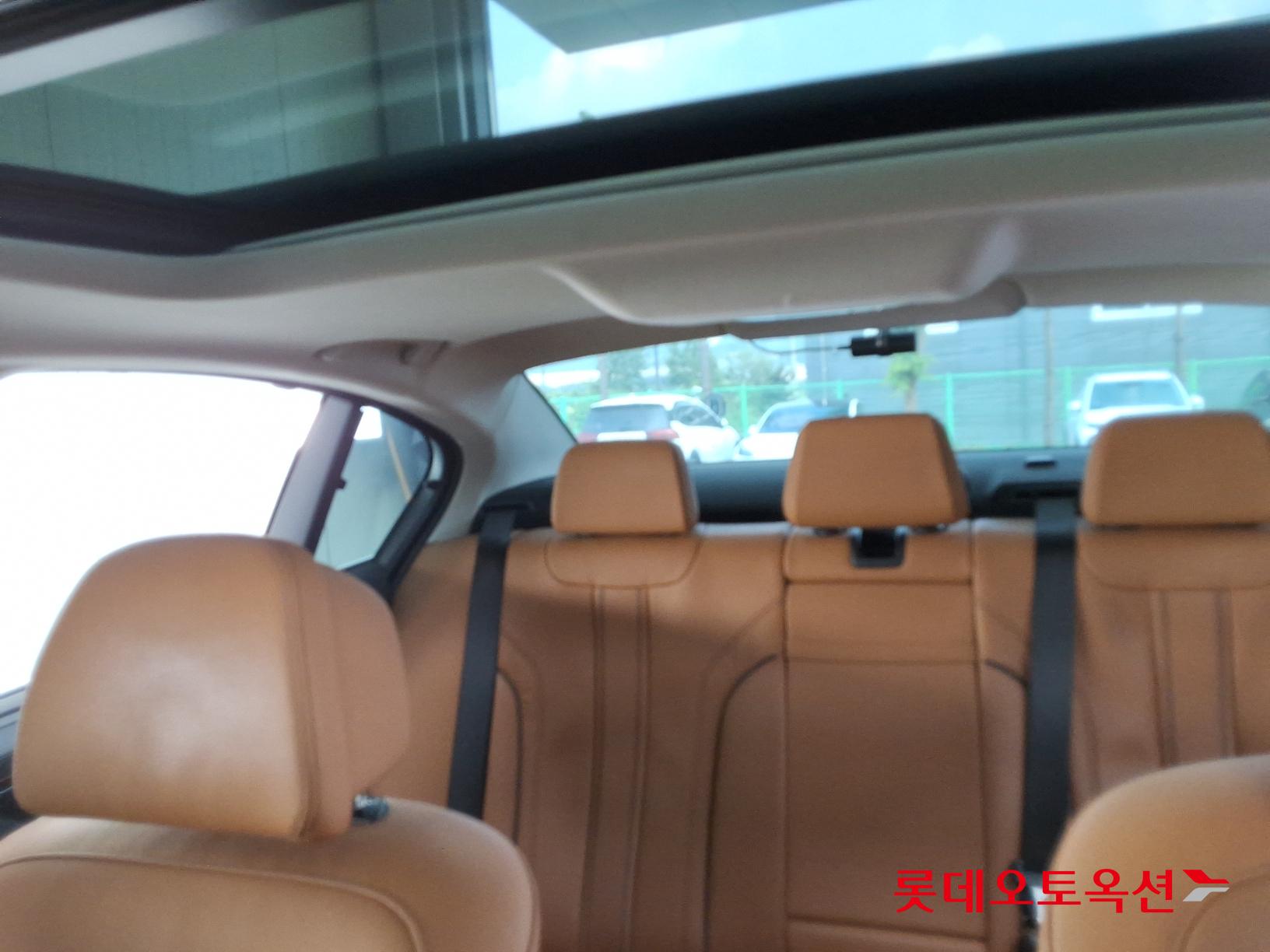 BMW 520I