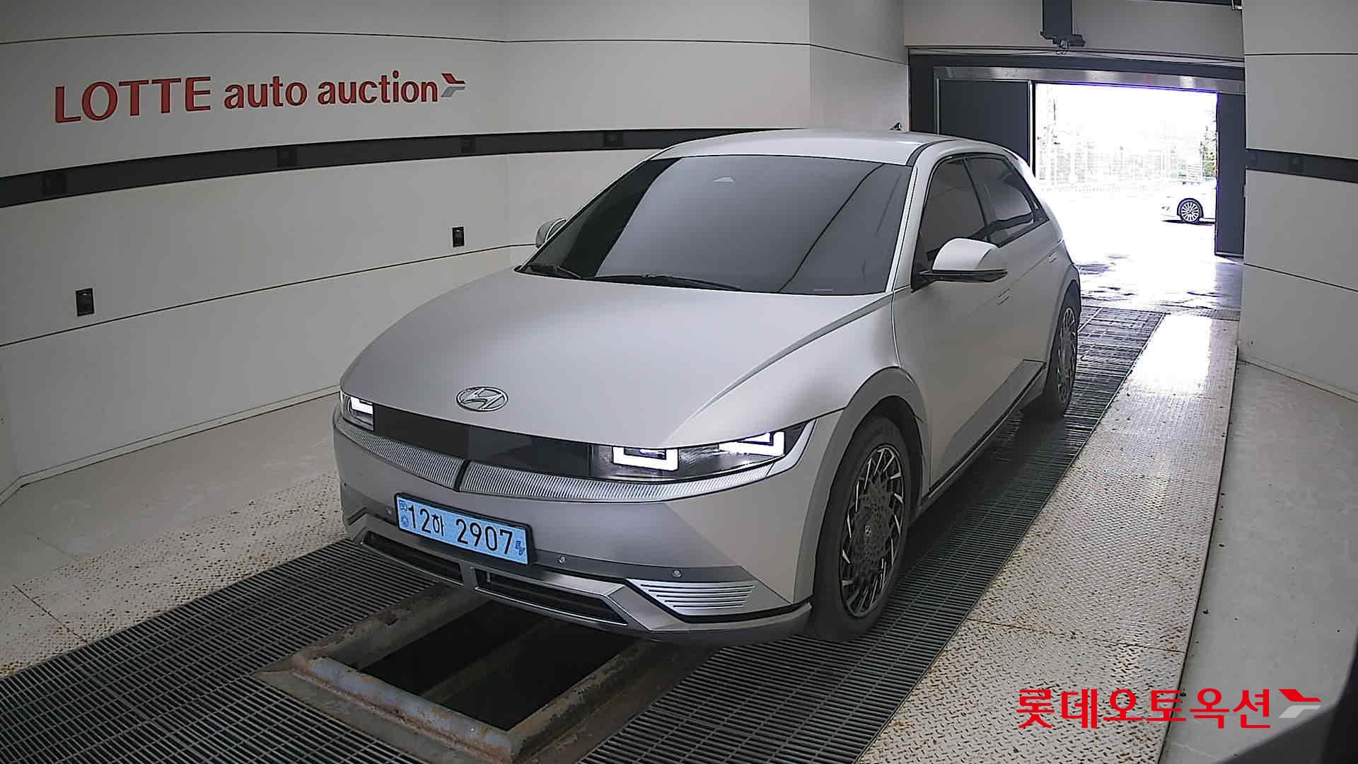 Hyundai IONIQ 5 2022 Gravity Gold Mat из Кореи