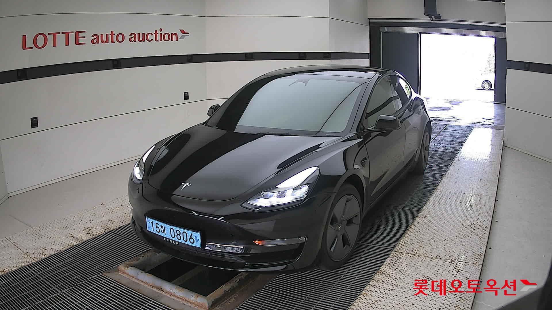 تسلا MODEL 3