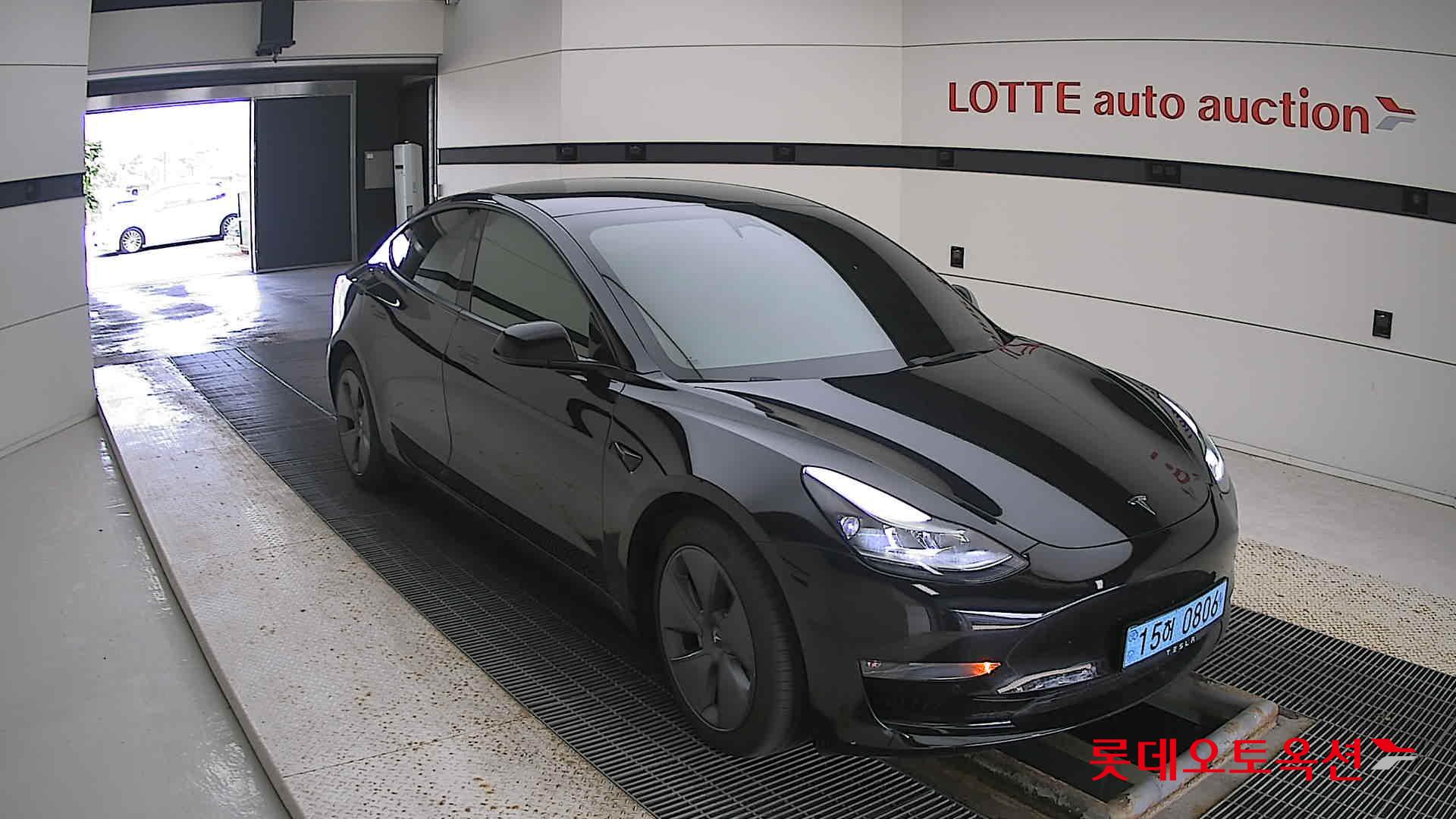 تسلا MODEL 3