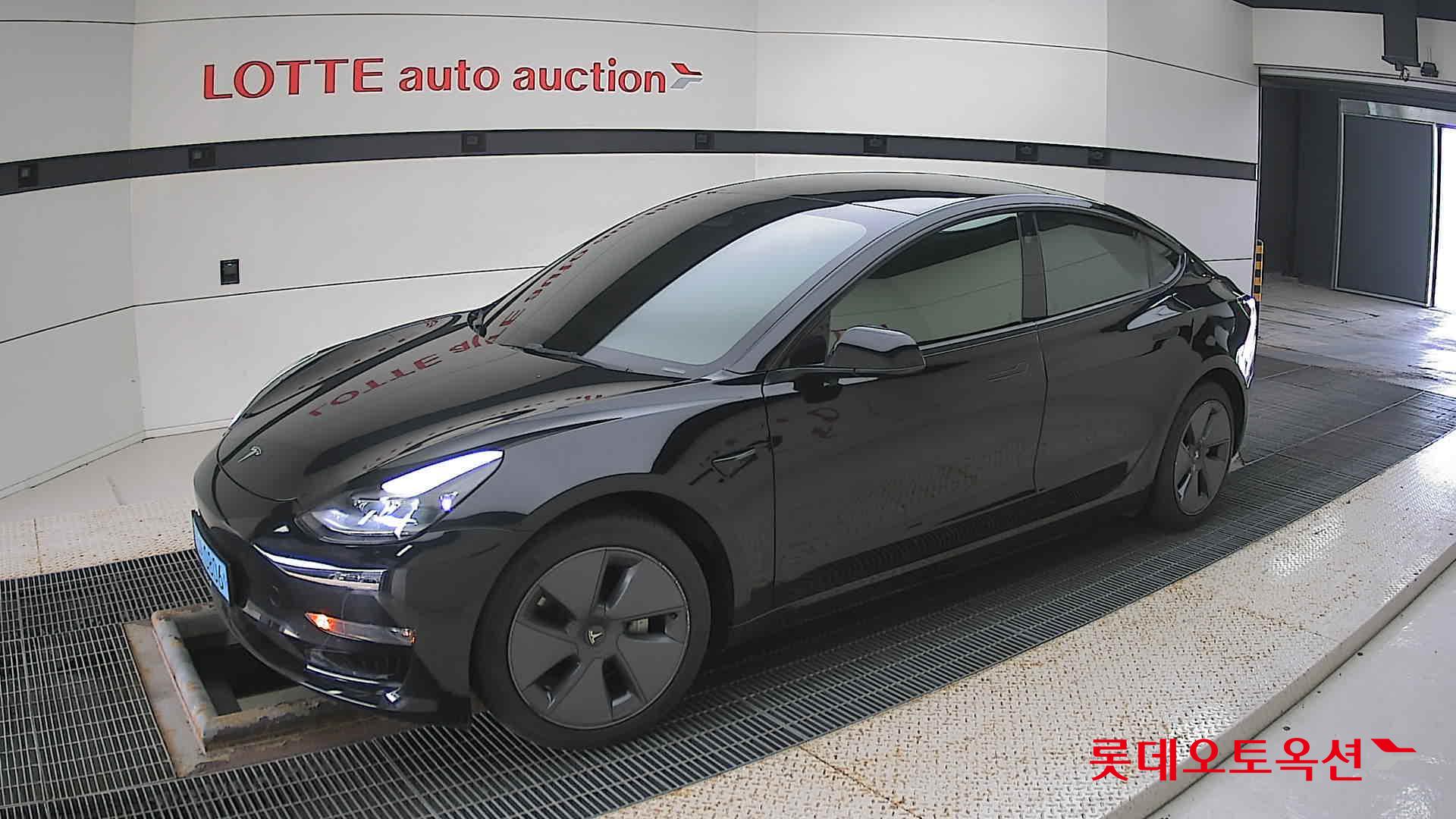 تسلا MODEL 3