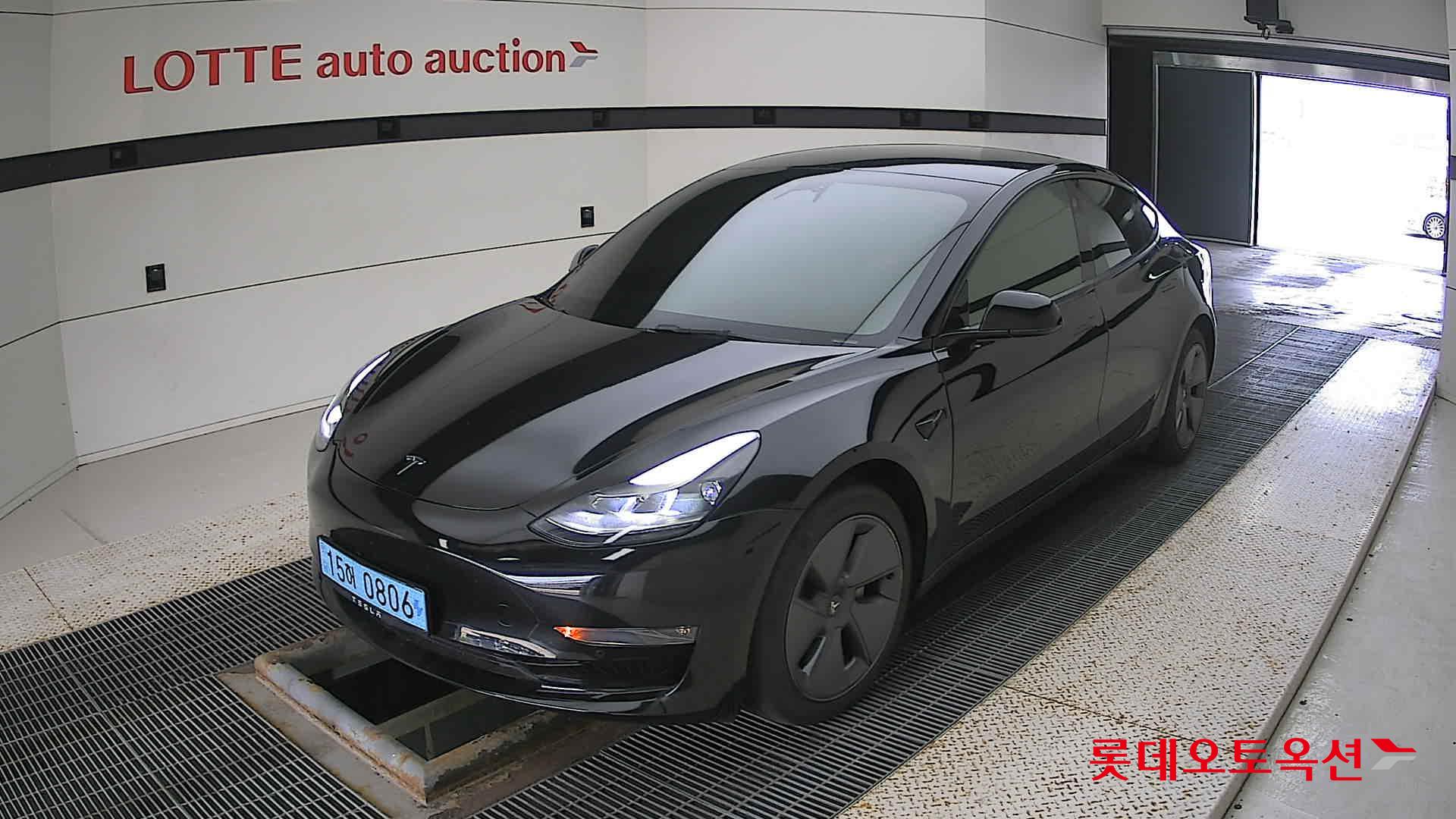 تسلا MODEL 3