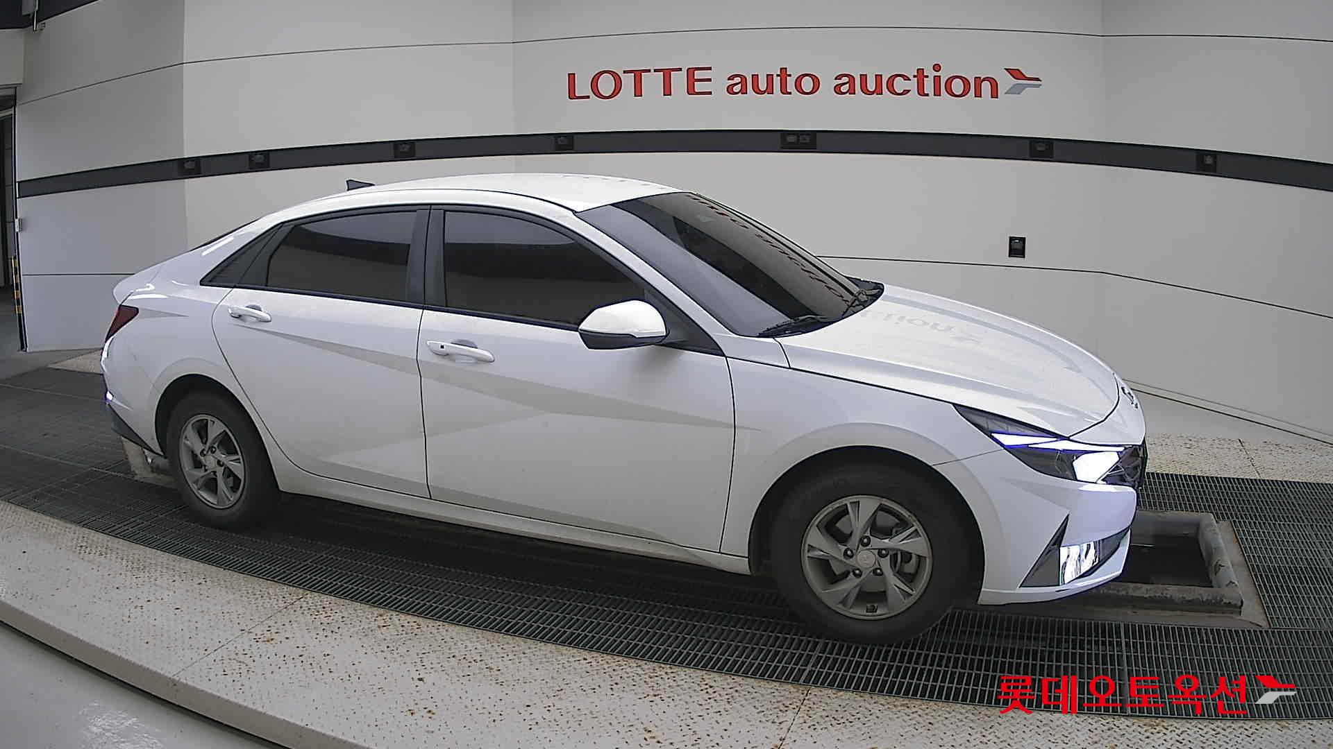Hyundai Avante id 2914684 из Кореи 17