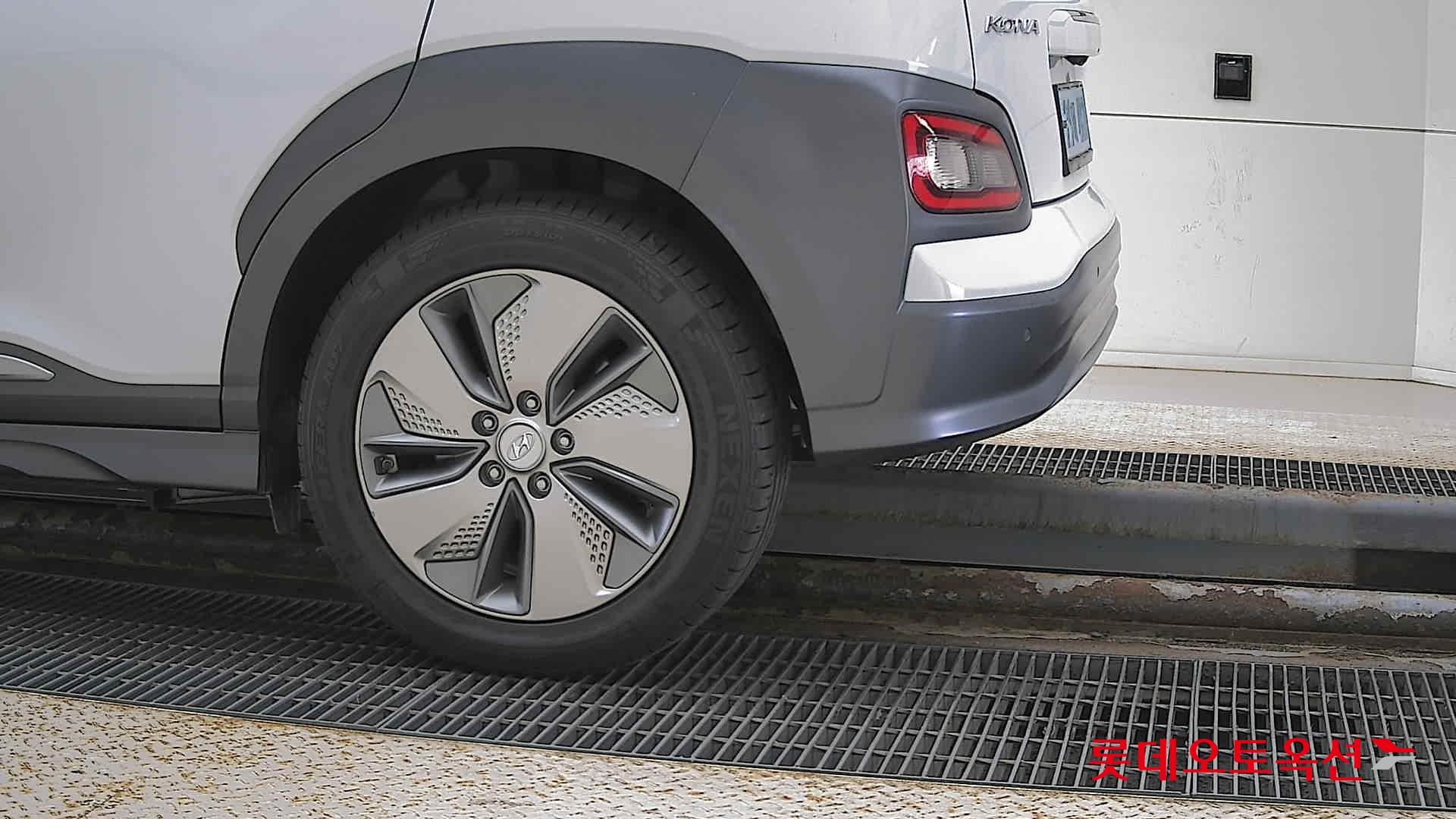 Hyundai KONA Electric id 2914687 из Кореи 22