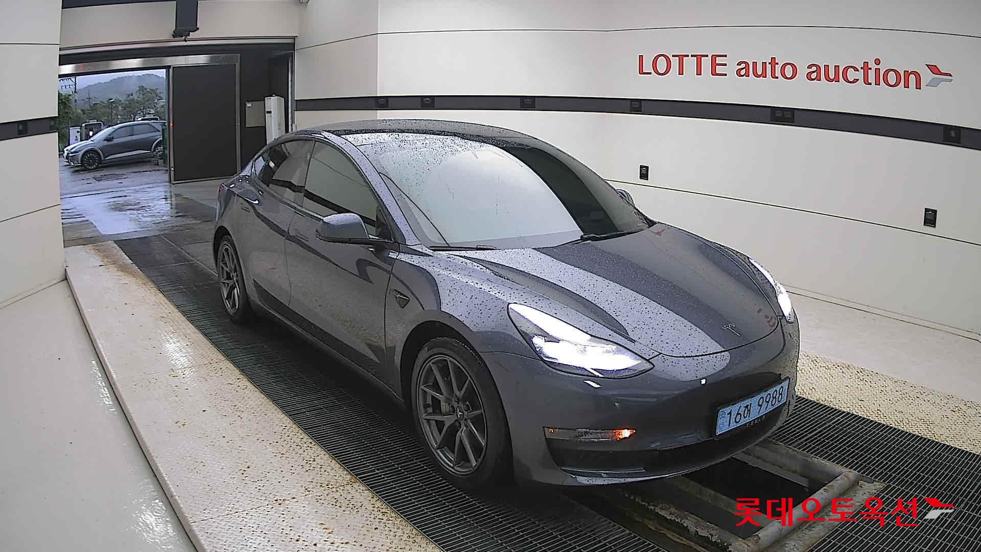تسلا - MODEL 3 - Image 2