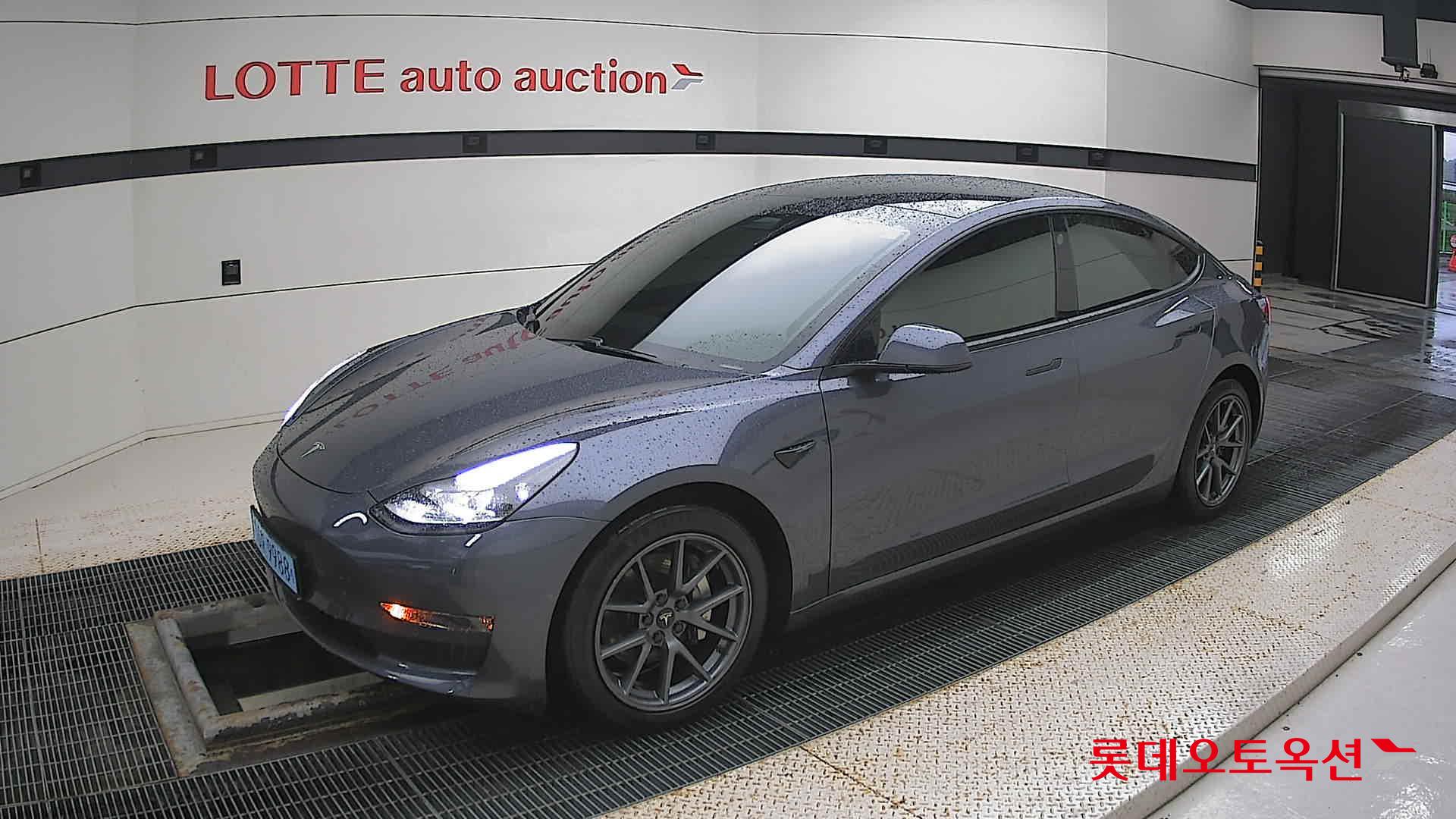 تسلا - MODEL 3 - Image 13