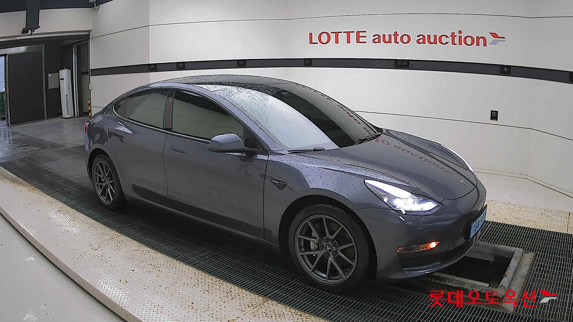 تسلا - MODEL 3 - Image 16