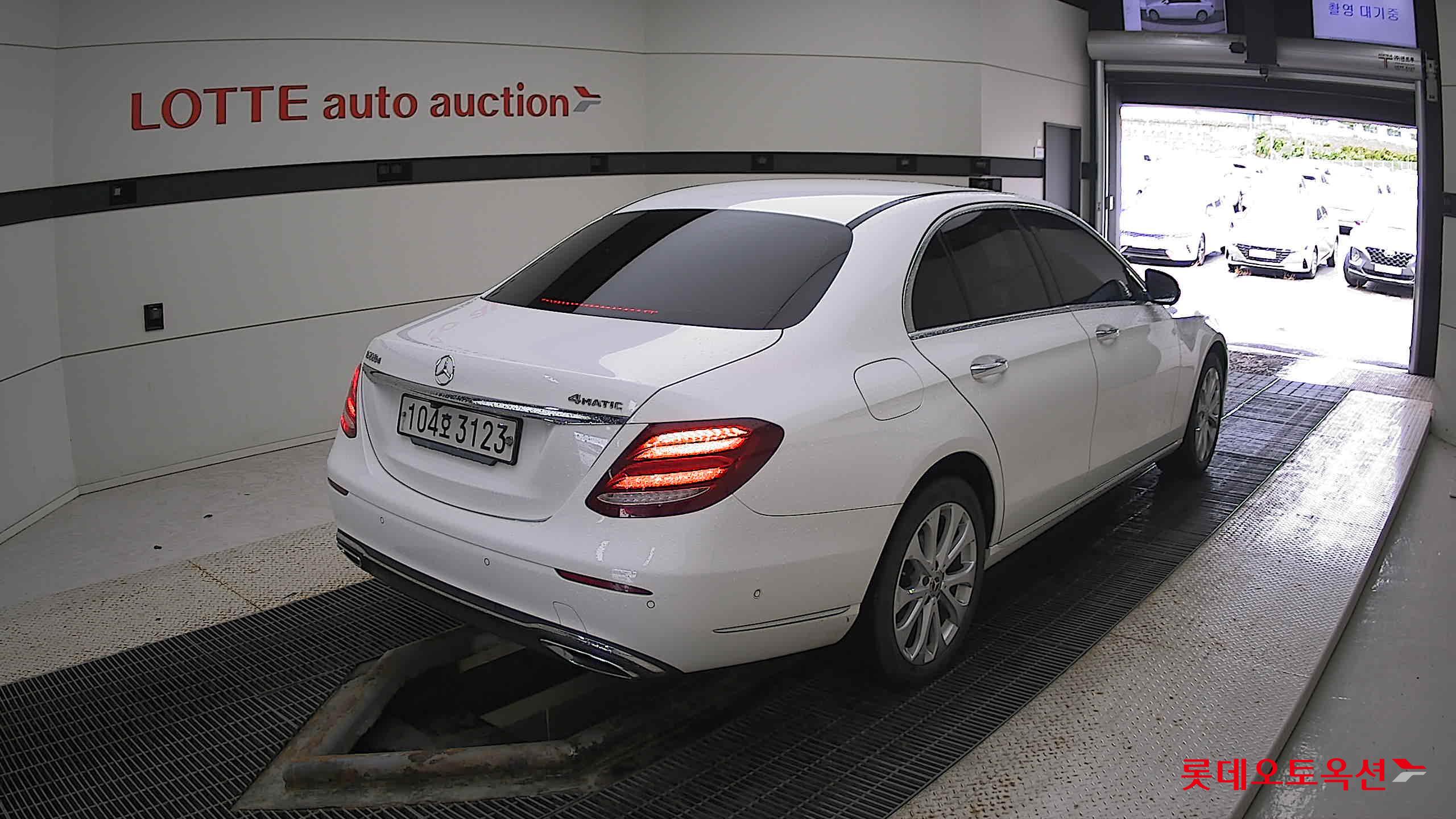 مرسيدس E220D