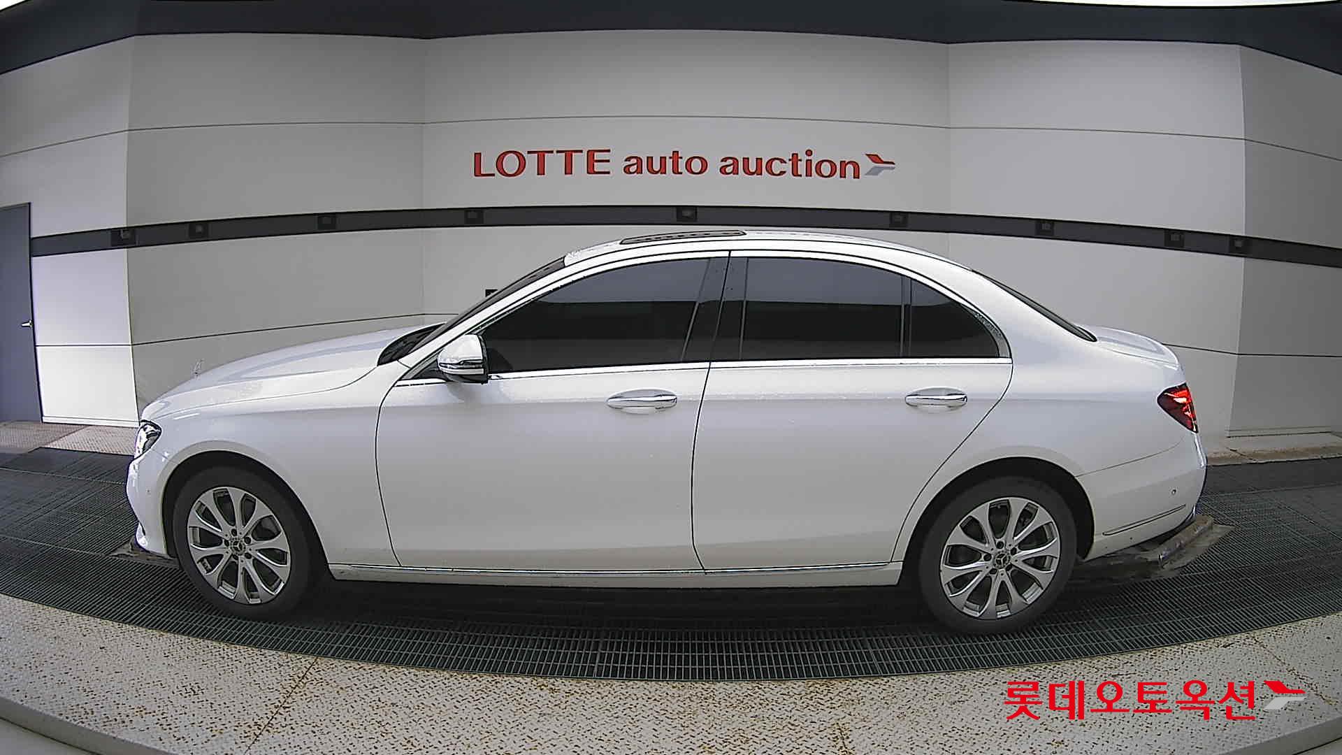 مرسيدس E220D