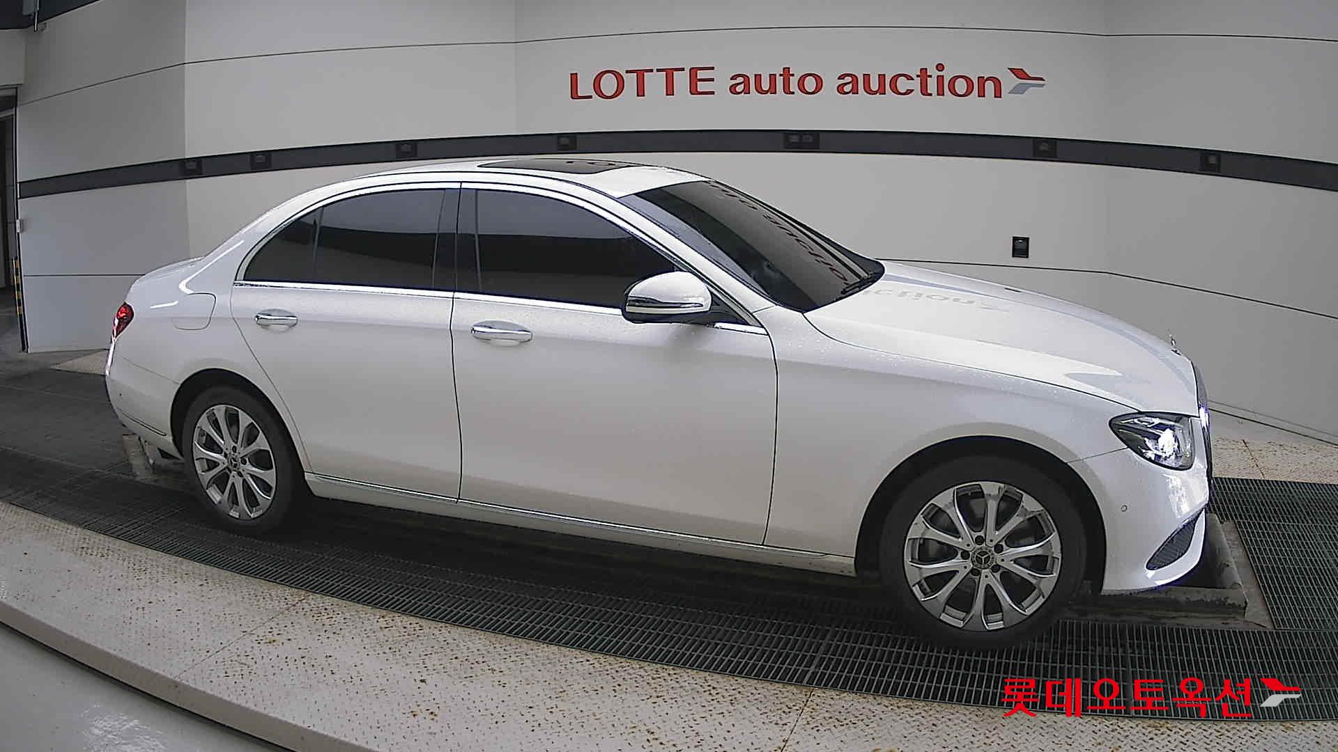 مرسيدس E220D