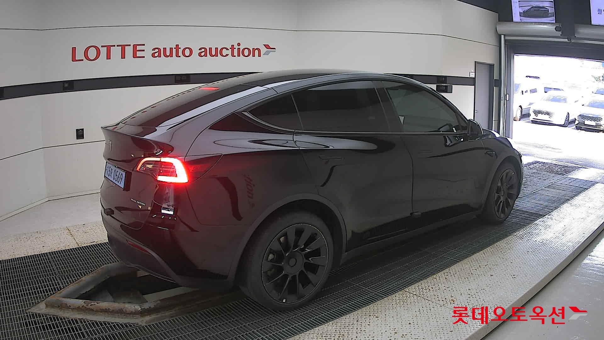 تسلا MODEL Y
