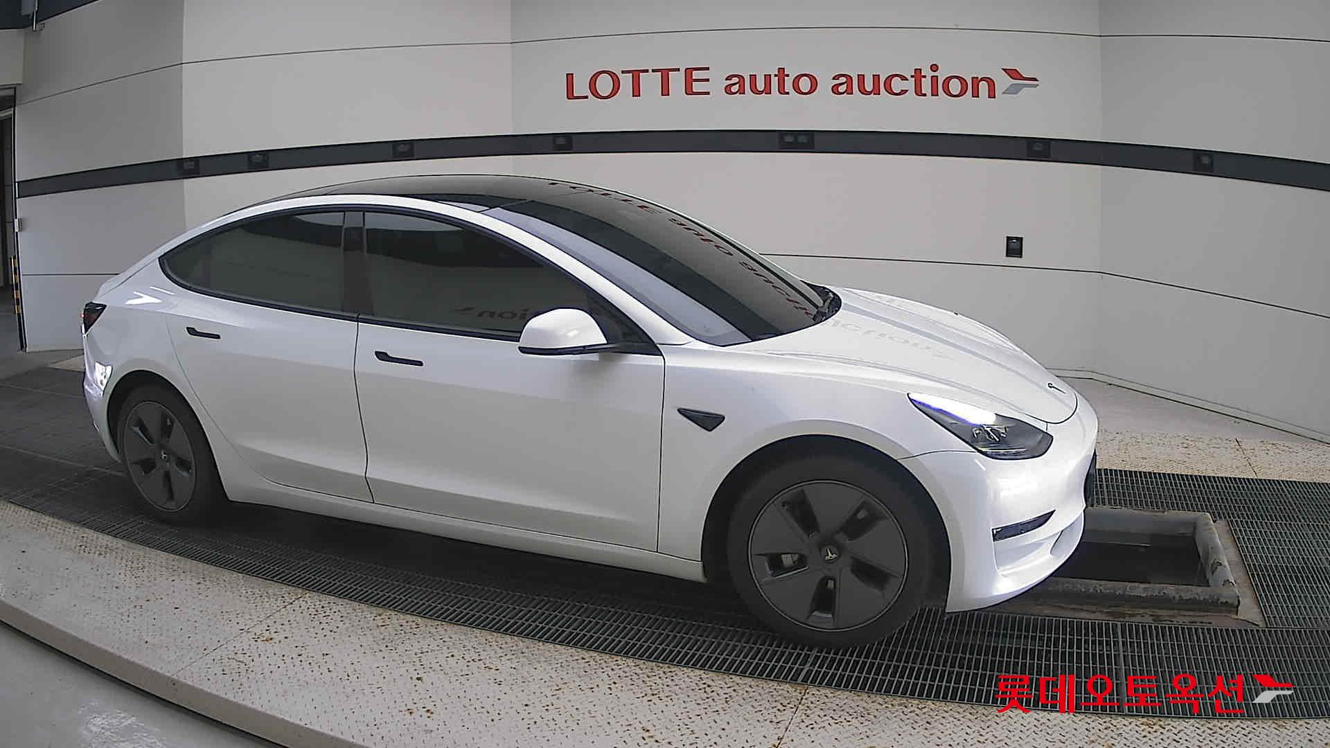 Tesla Model 3 Long Range id 3052507 из Кореи 17