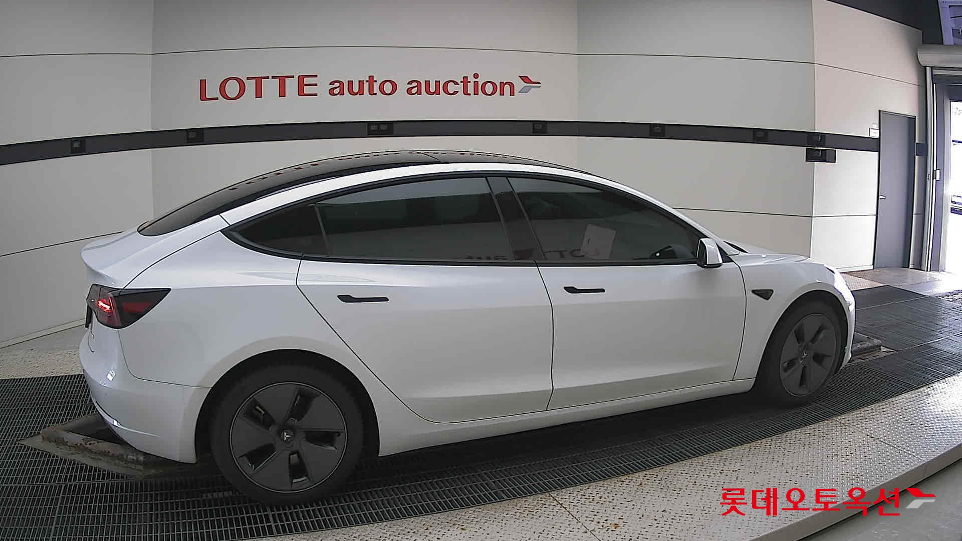 Tesla Model 3 Long Range id 3052507 из Кореи 18