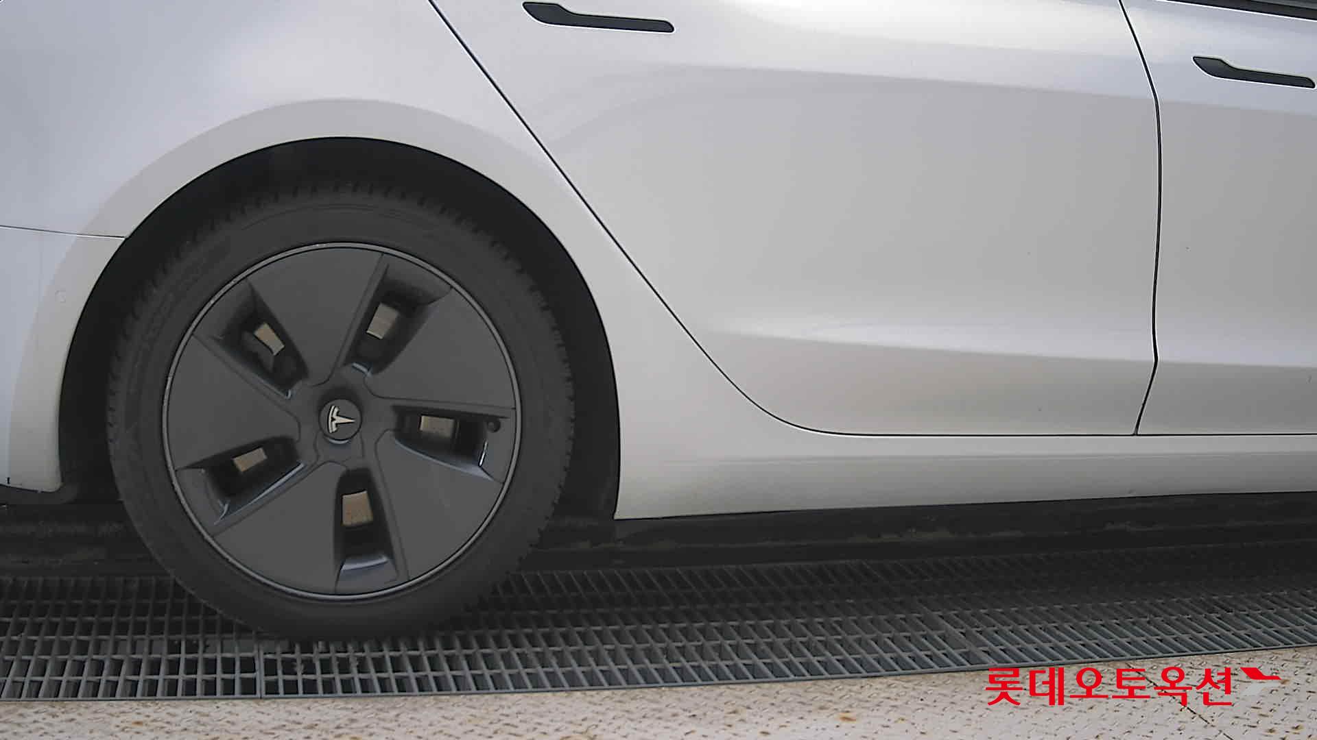 Tesla Model 3 Long Range id 3052507 из Кореи 24