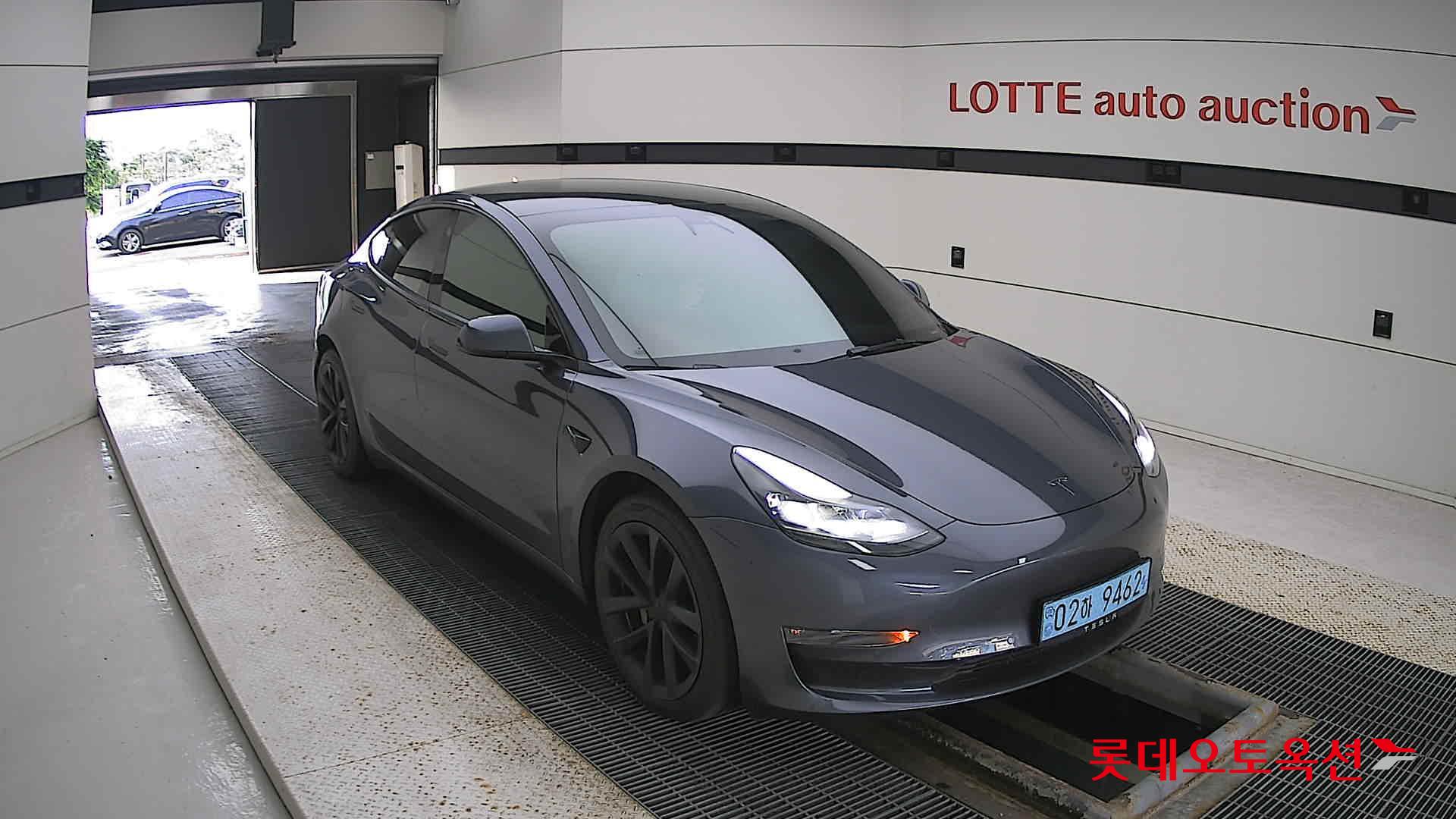 تسلا MODEL 3