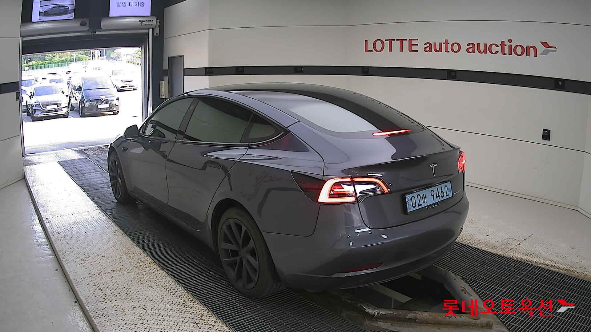 تسلا MODEL 3