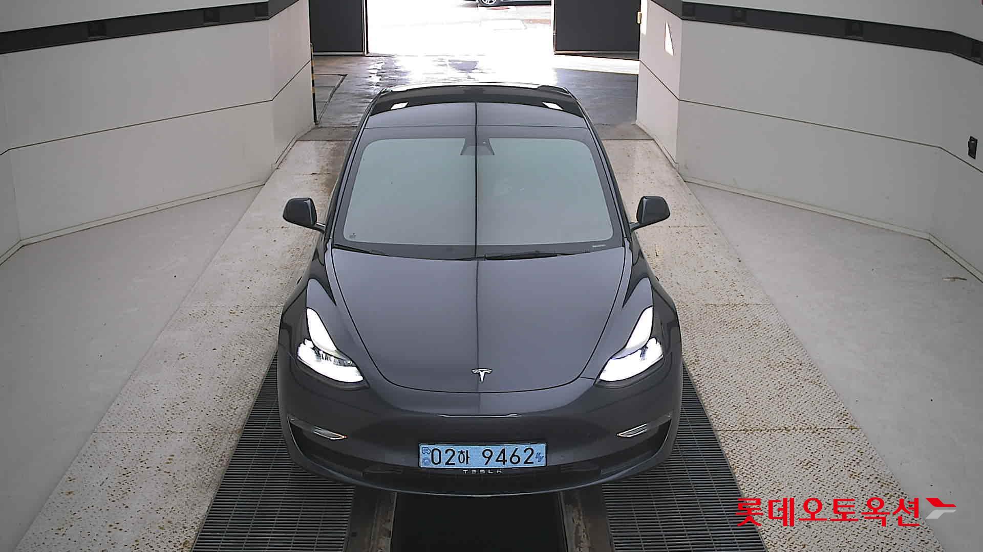 تسلا MODEL 3
