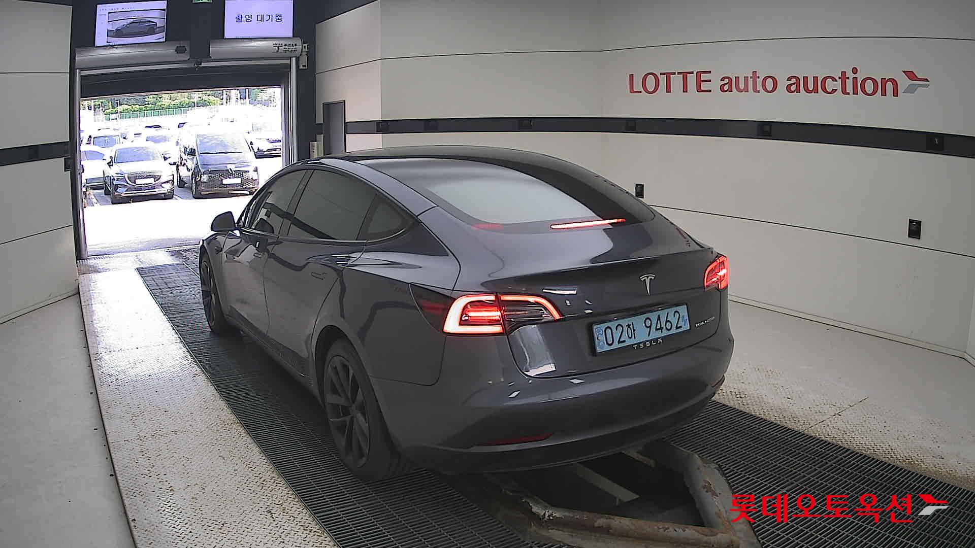 تسلا MODEL 3